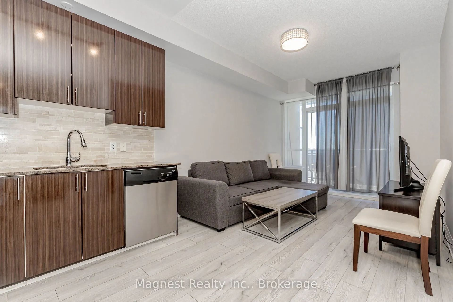 85 North Park Road, #1110