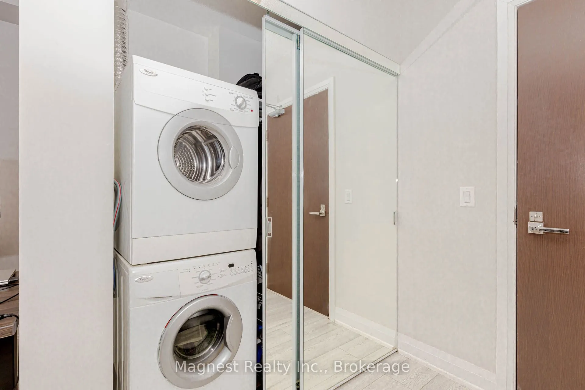 85 North Park Road, #1110