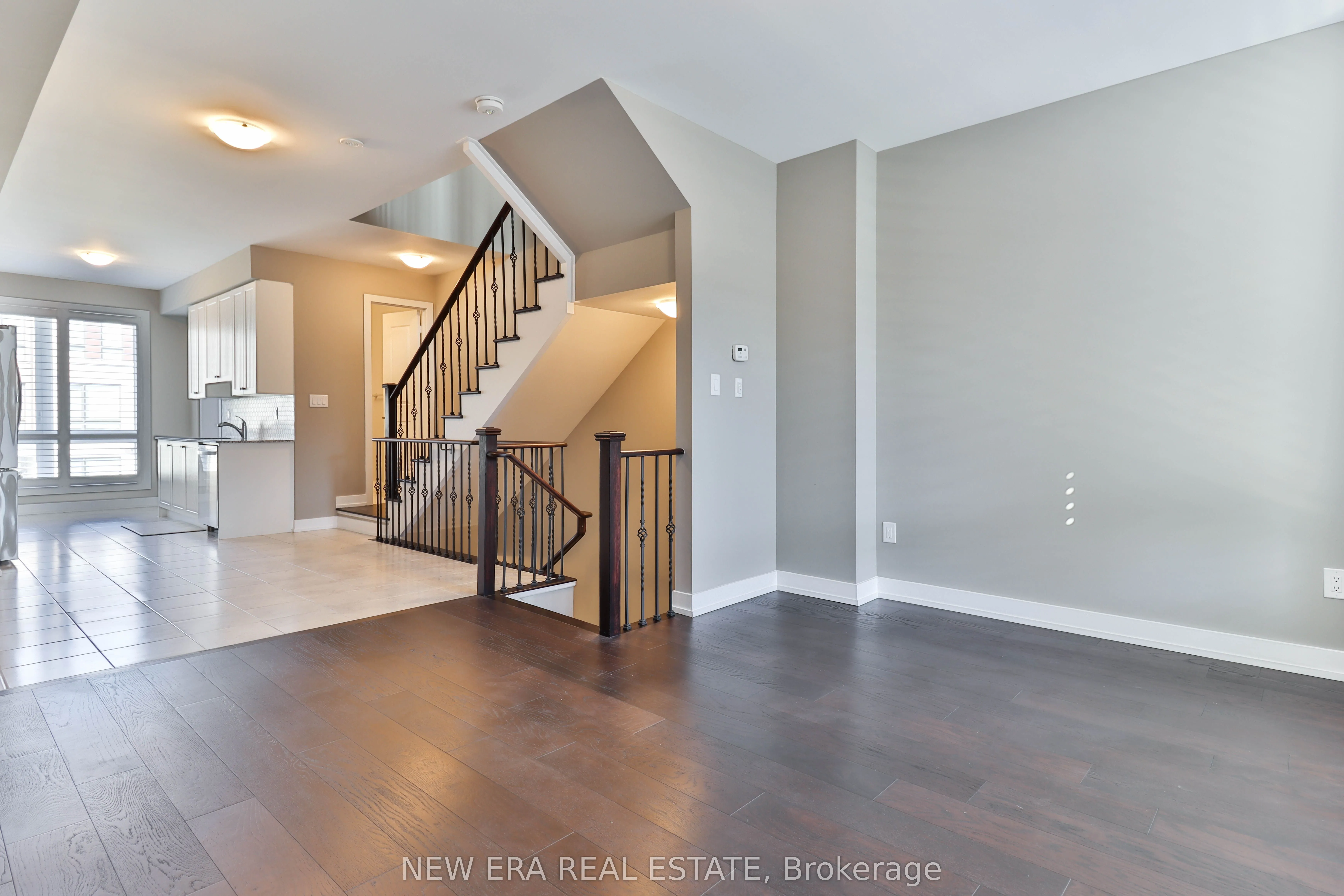 81 Stauffer Crescent