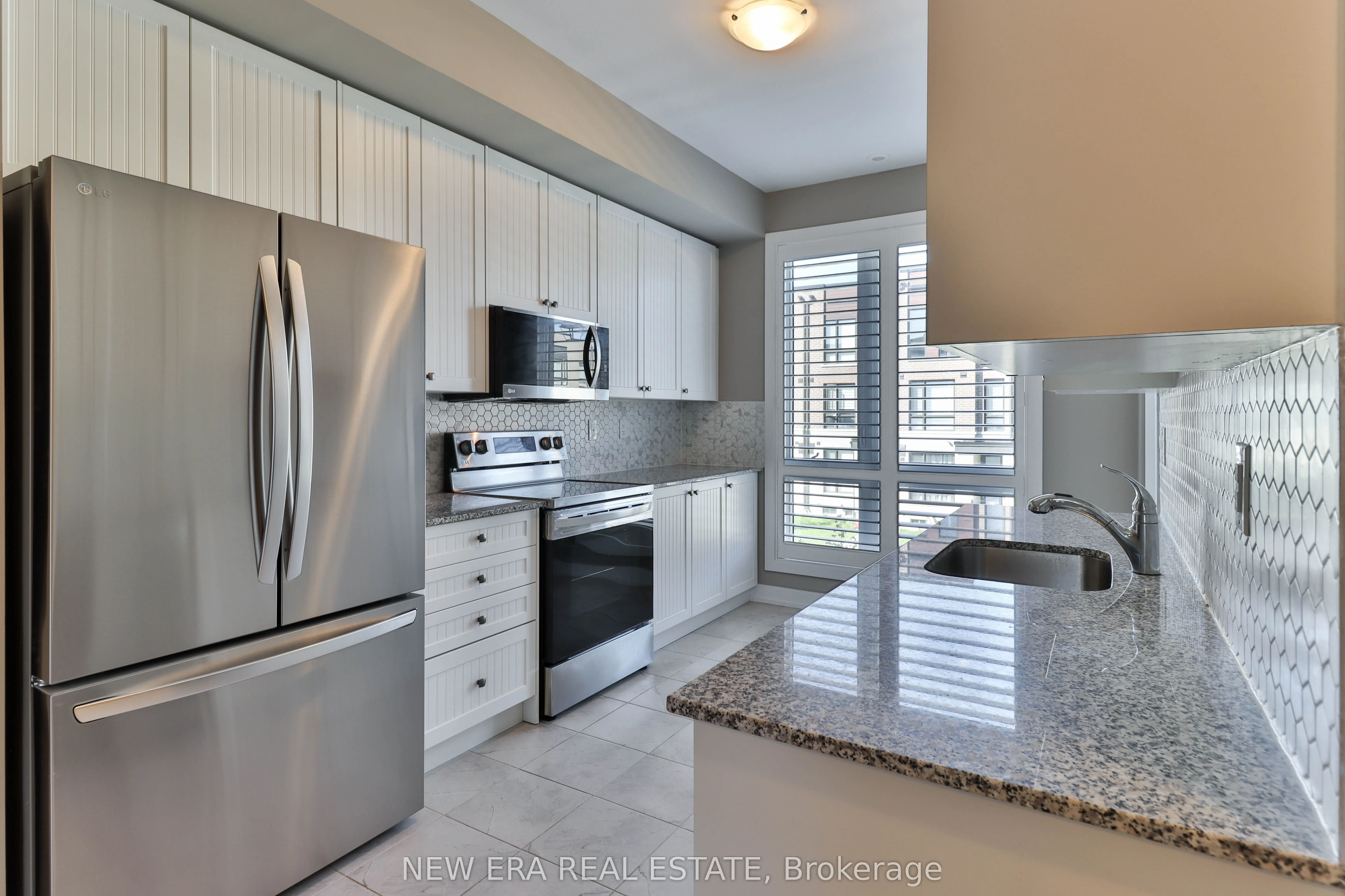 81 Stauffer Crescent