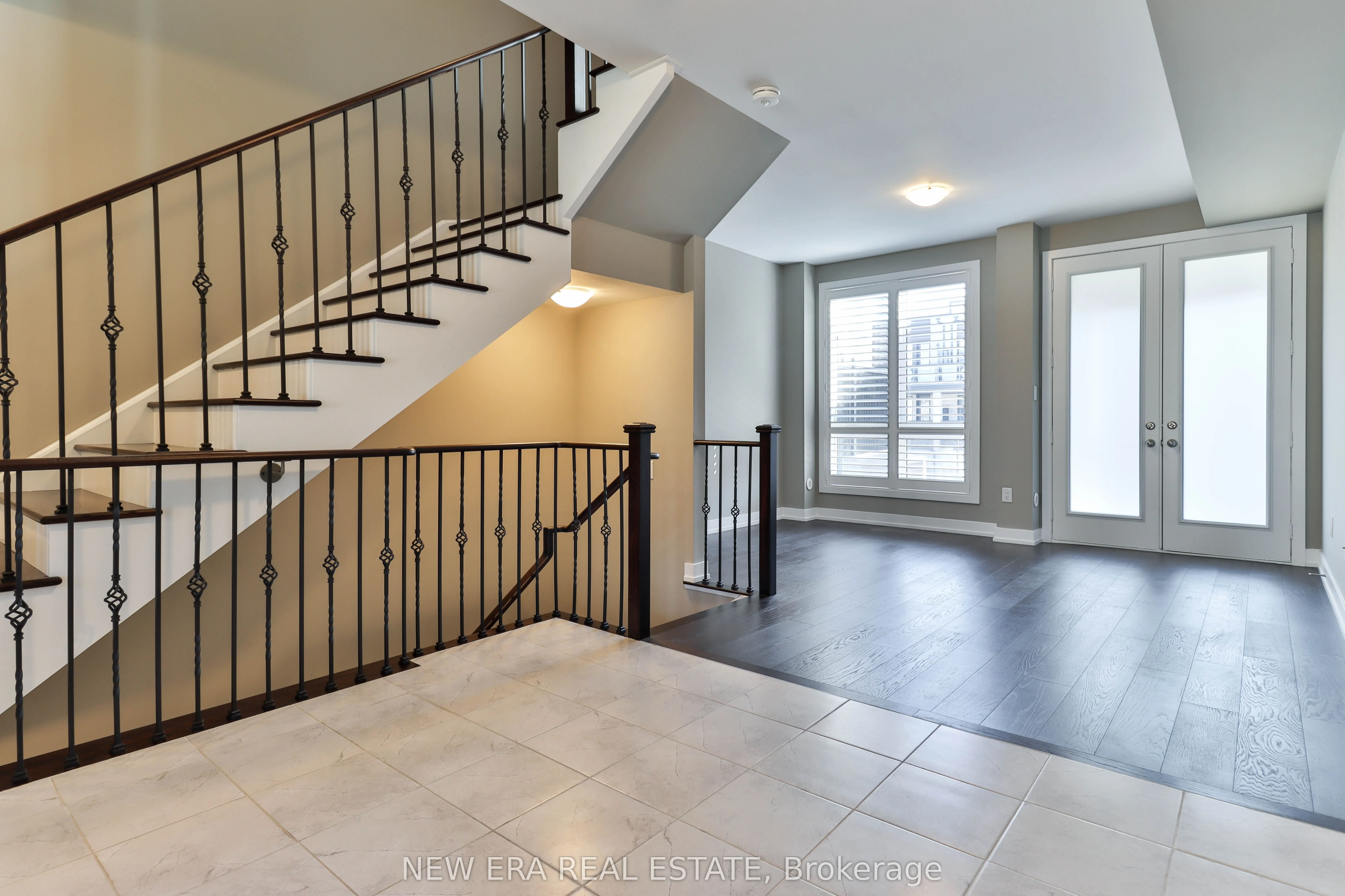 81 Stauffer Crescent