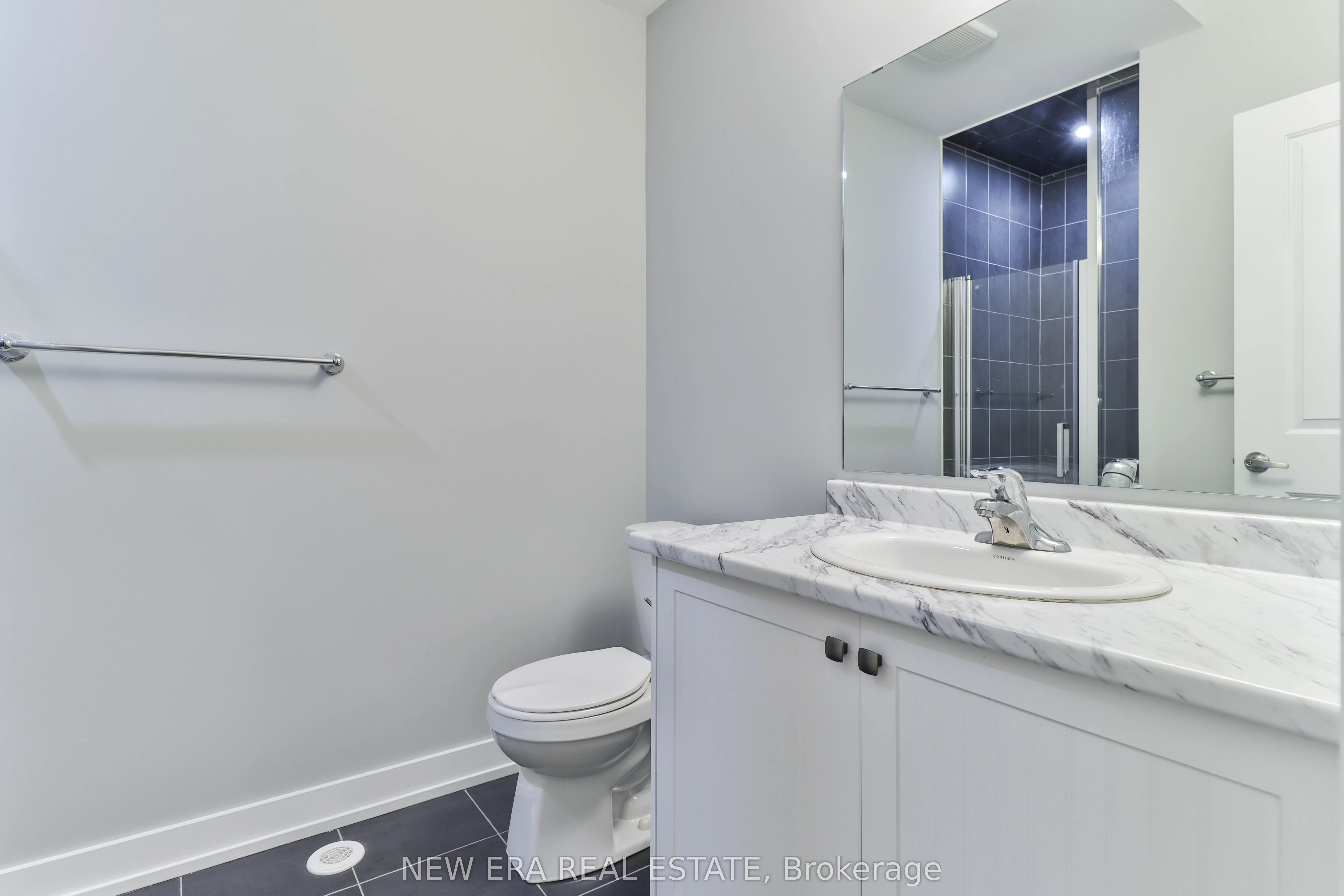 81 Stauffer Crescent