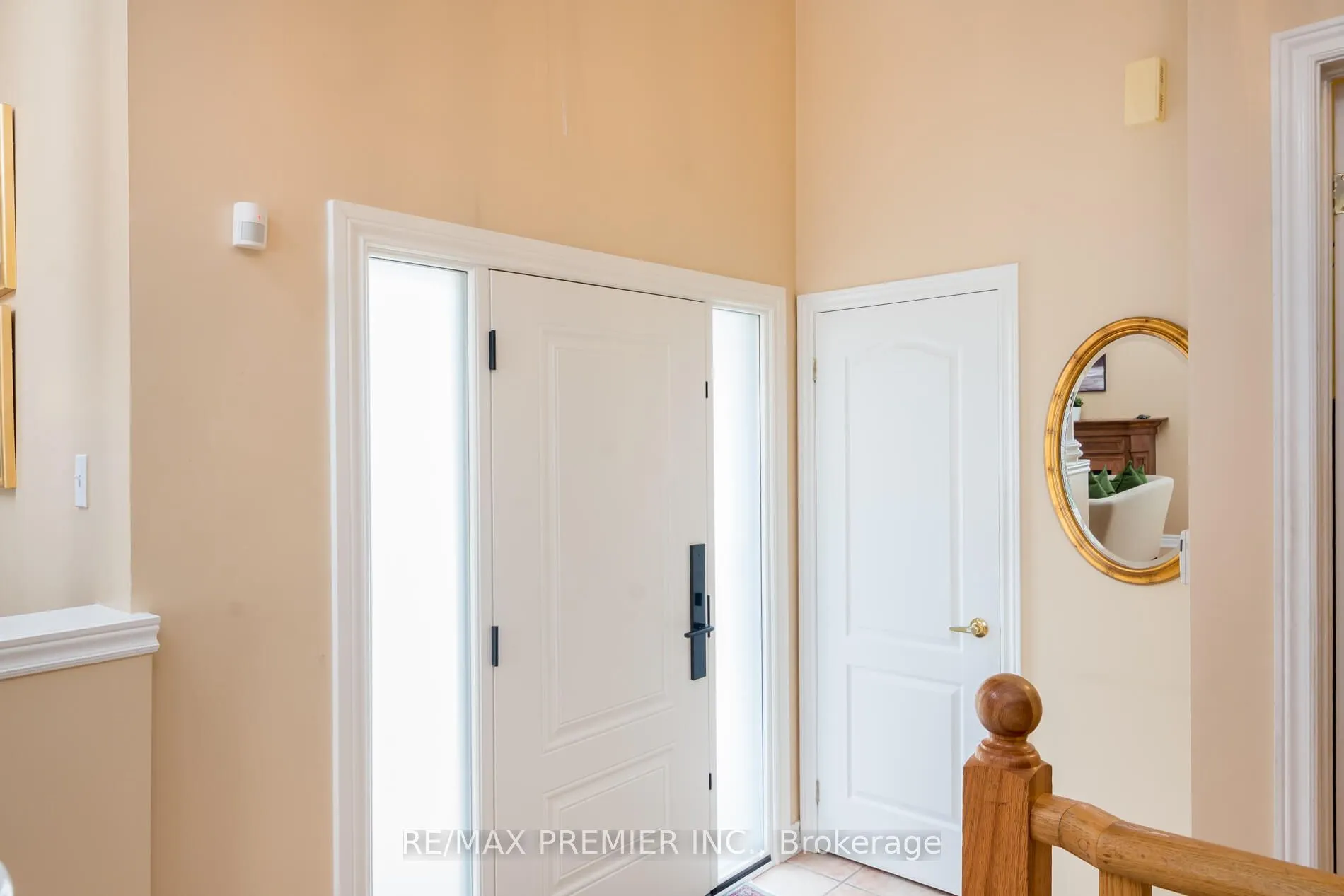 36 Toulon Crescent