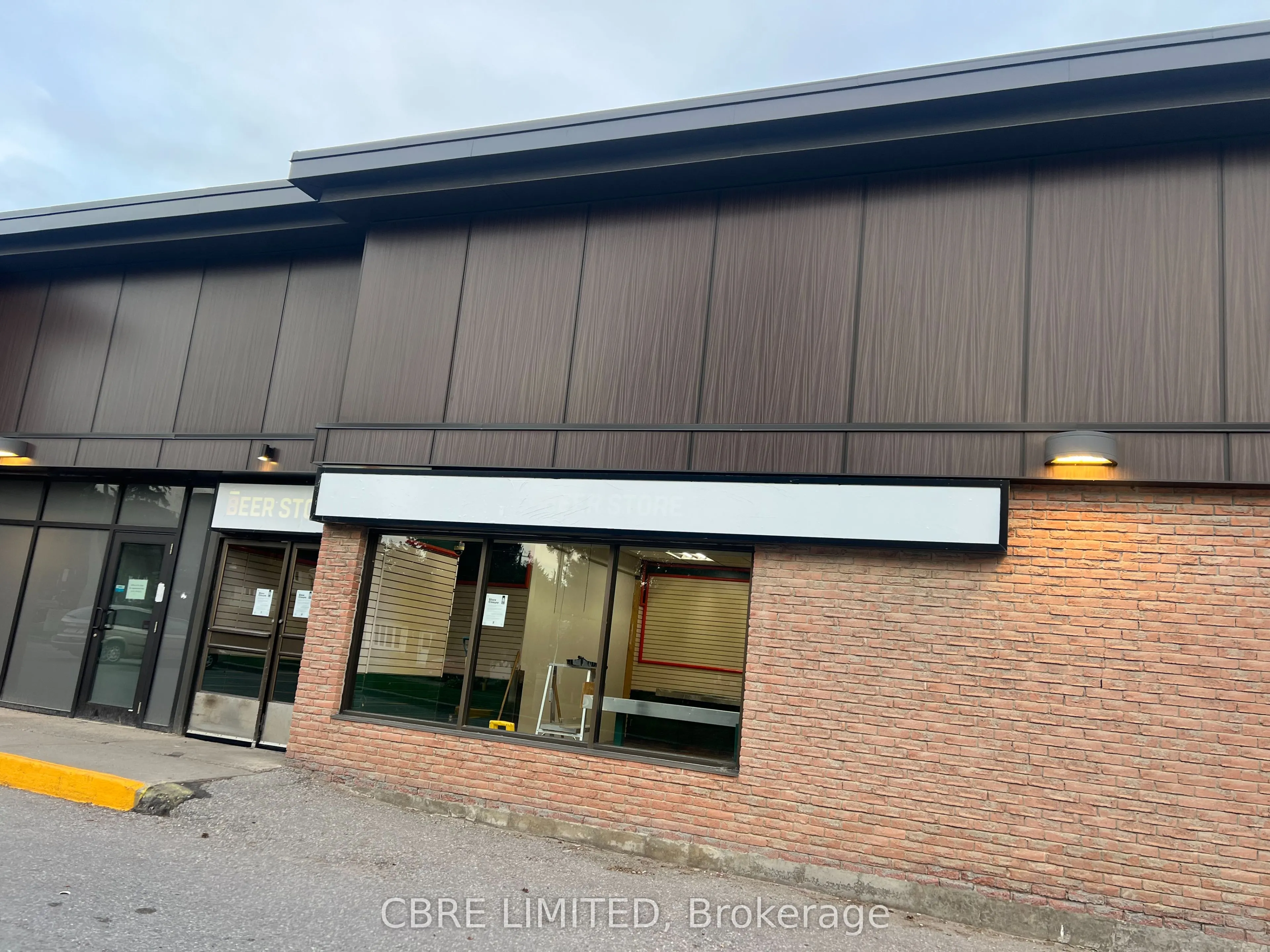55 Queen Street S, #13A