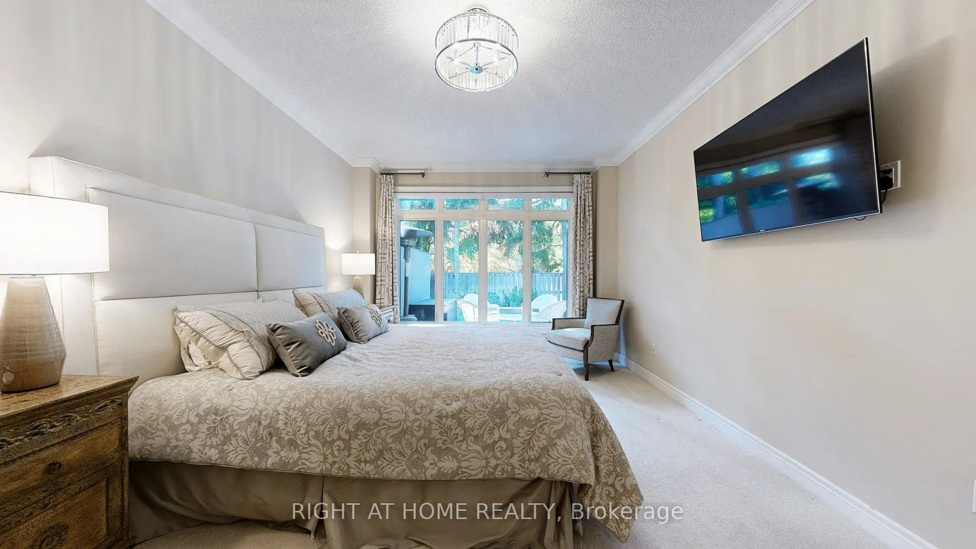 9 Arlington Way, #13