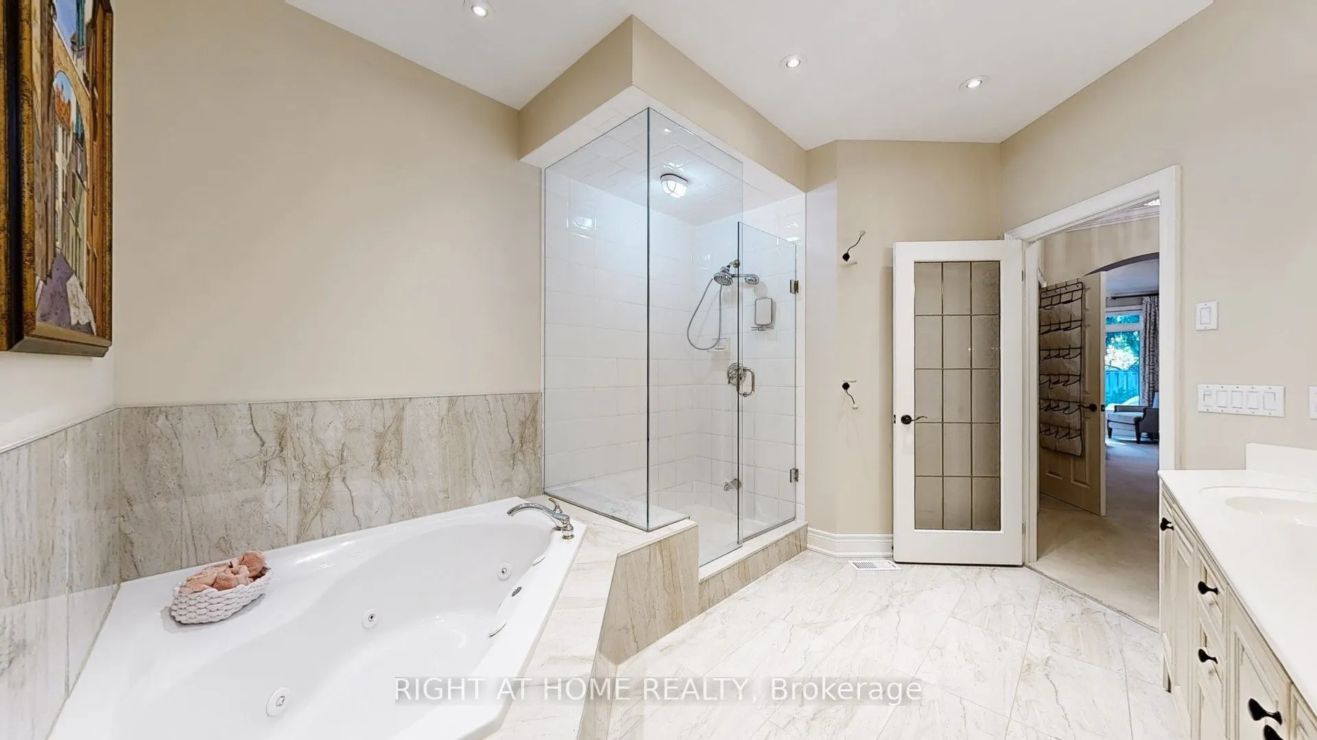 9 Arlington Way, #13