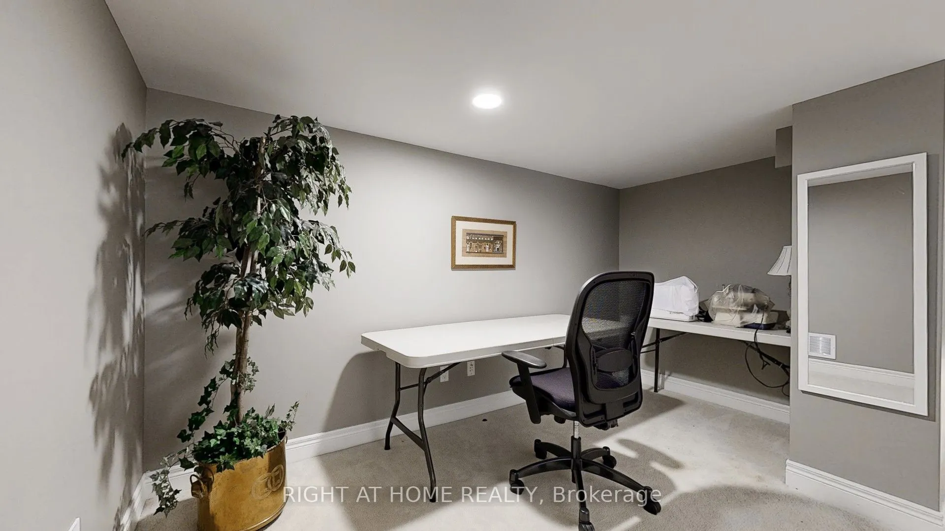 9 Arlington Way, #13