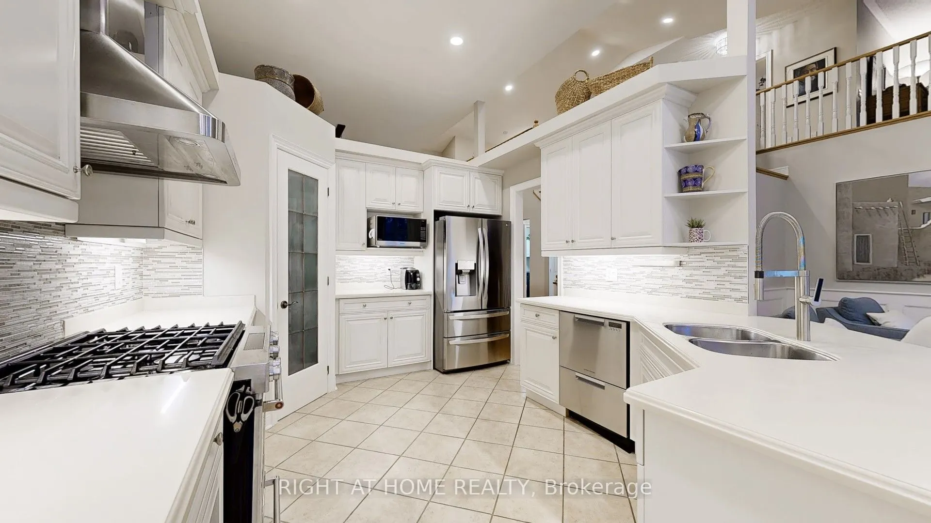 9 Arlington Way, #13