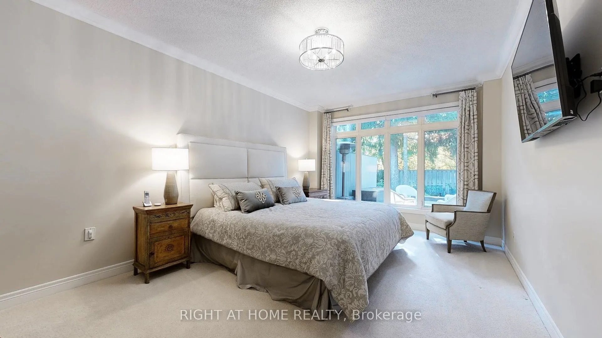 9 Arlington Way, #13