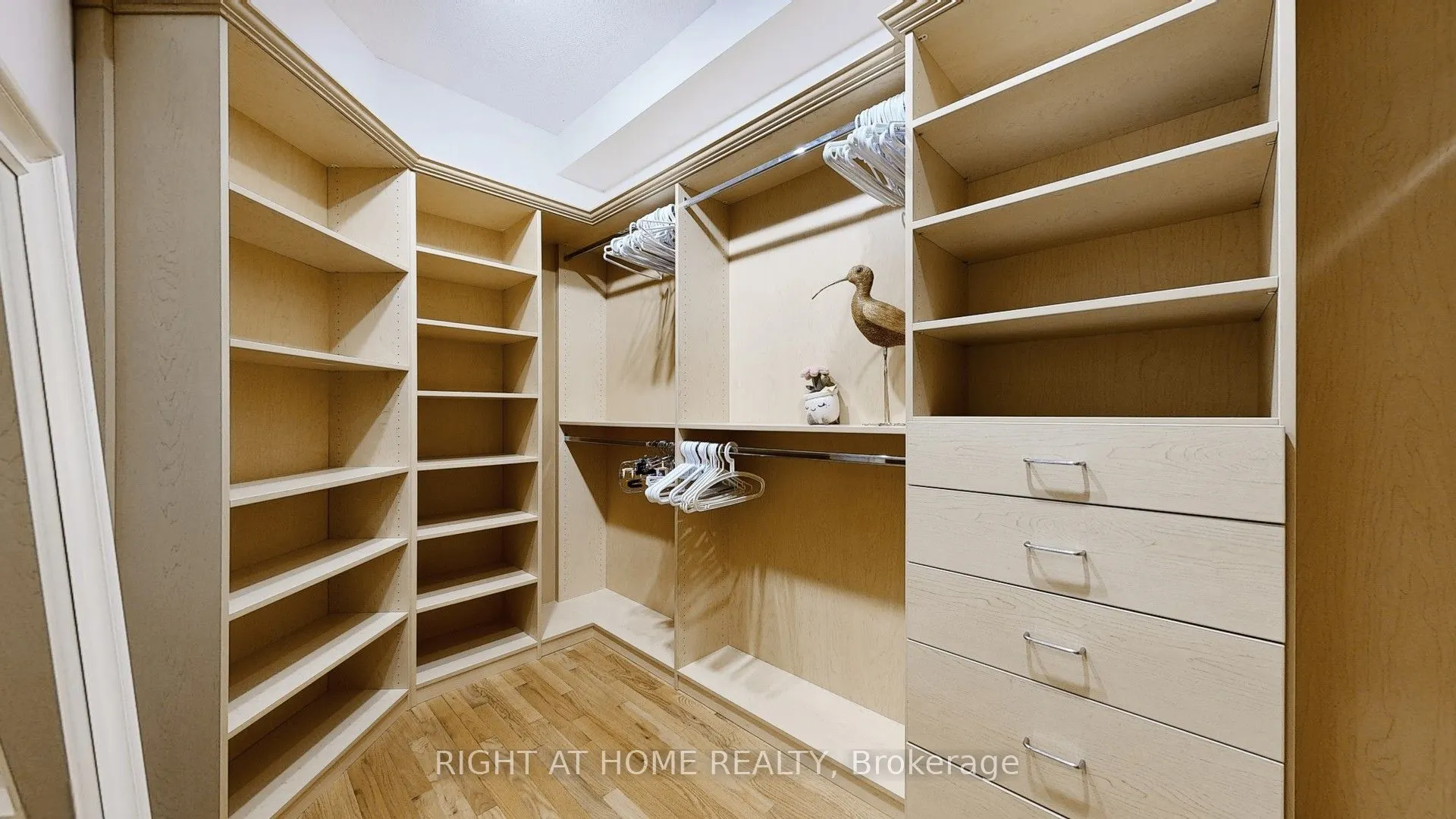 9 Arlington Way, #13