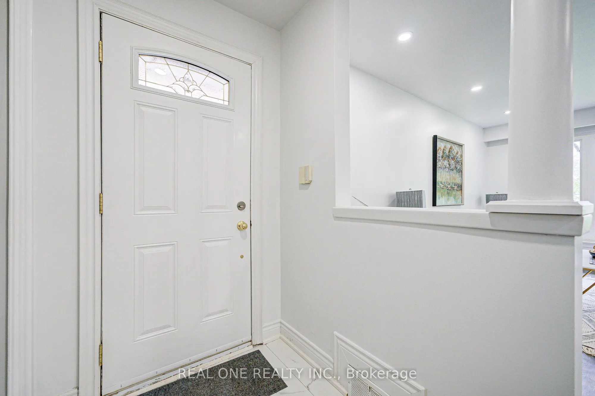 68 Laverock Avenue