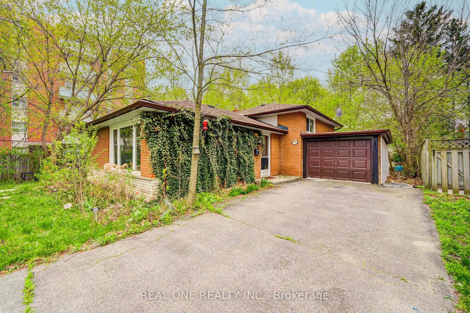 68 Laverock Avenue