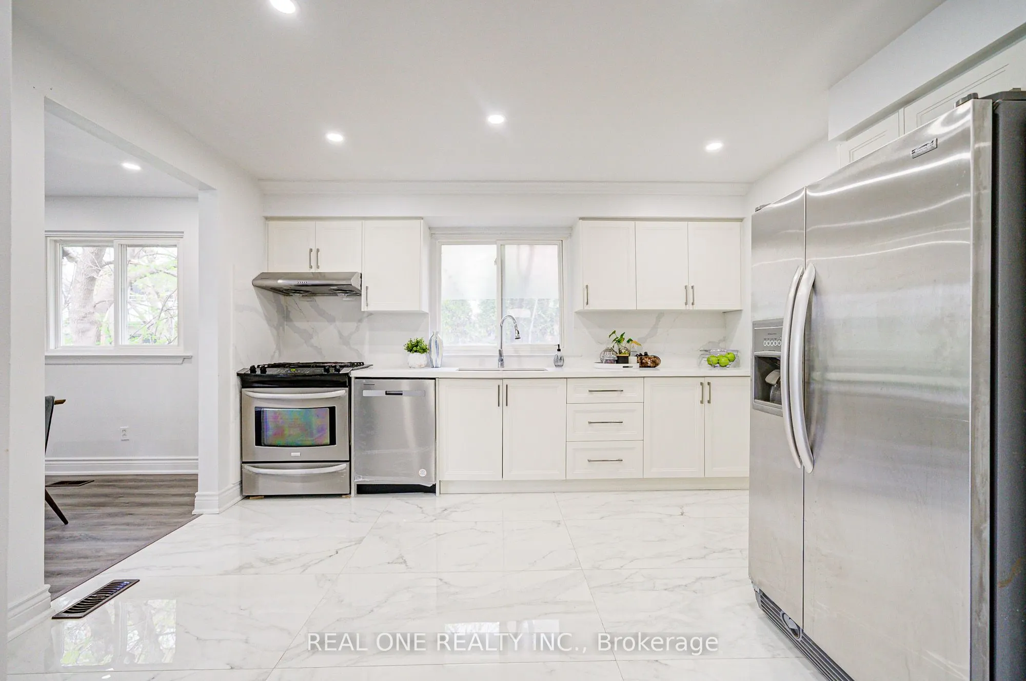 68 Laverock Avenue