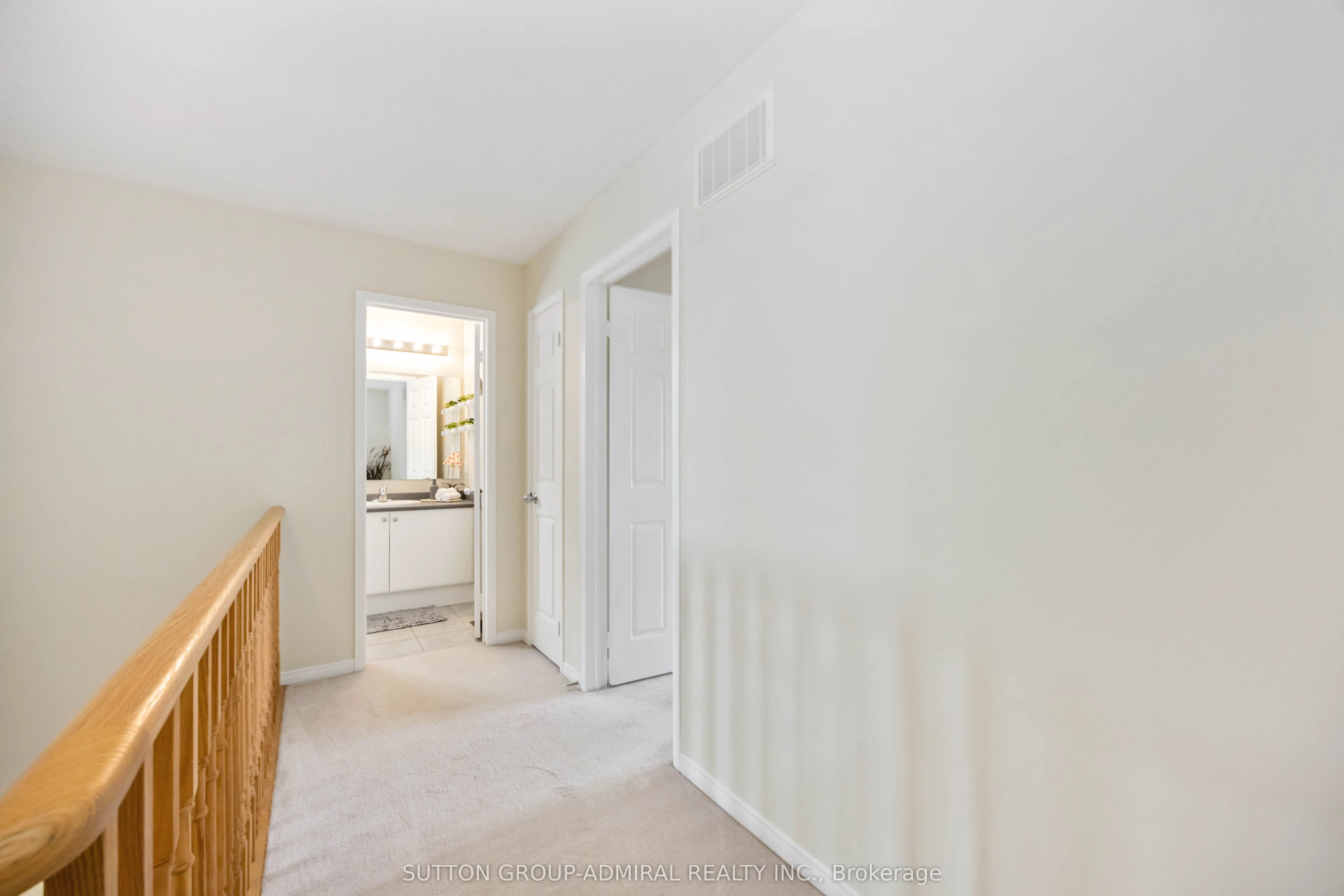 135 Armstrong Crescent