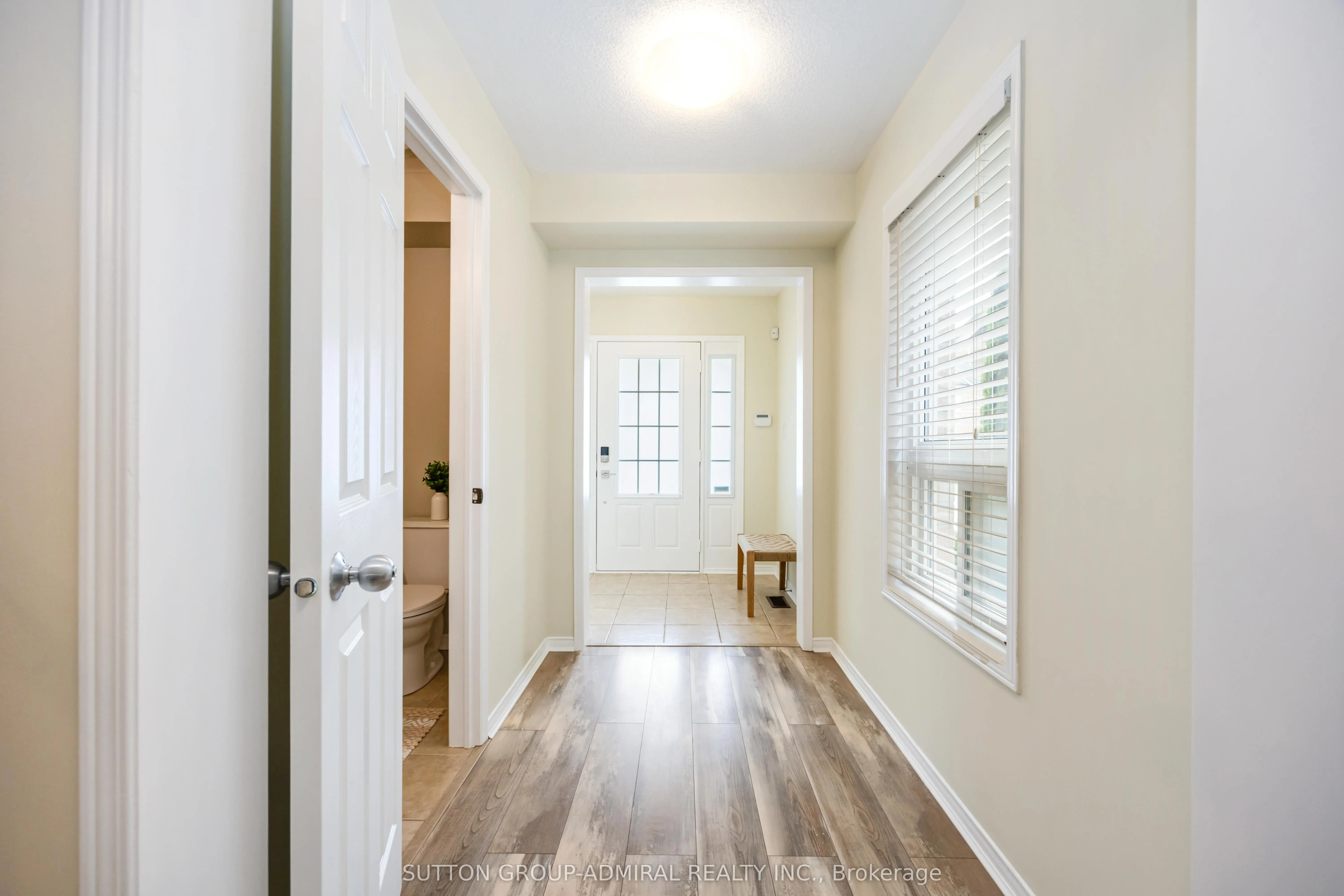 135 Armstrong Crescent