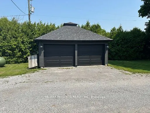 19572 Centre Street