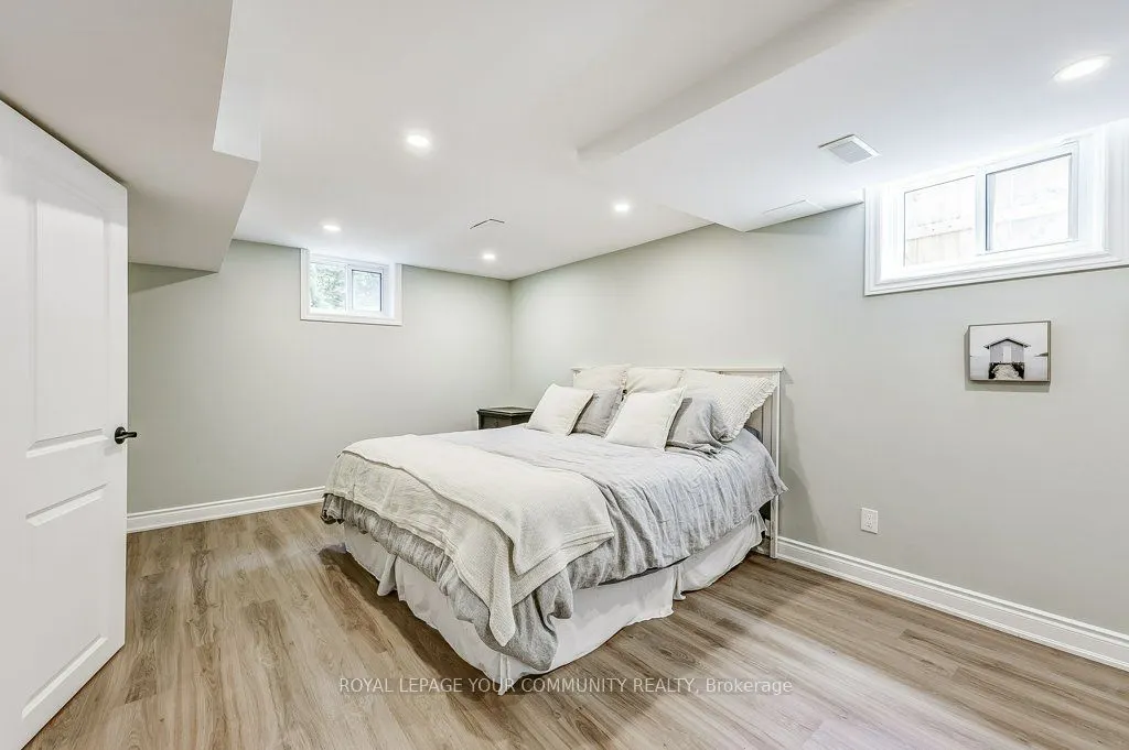 41 Brightbay Crescent