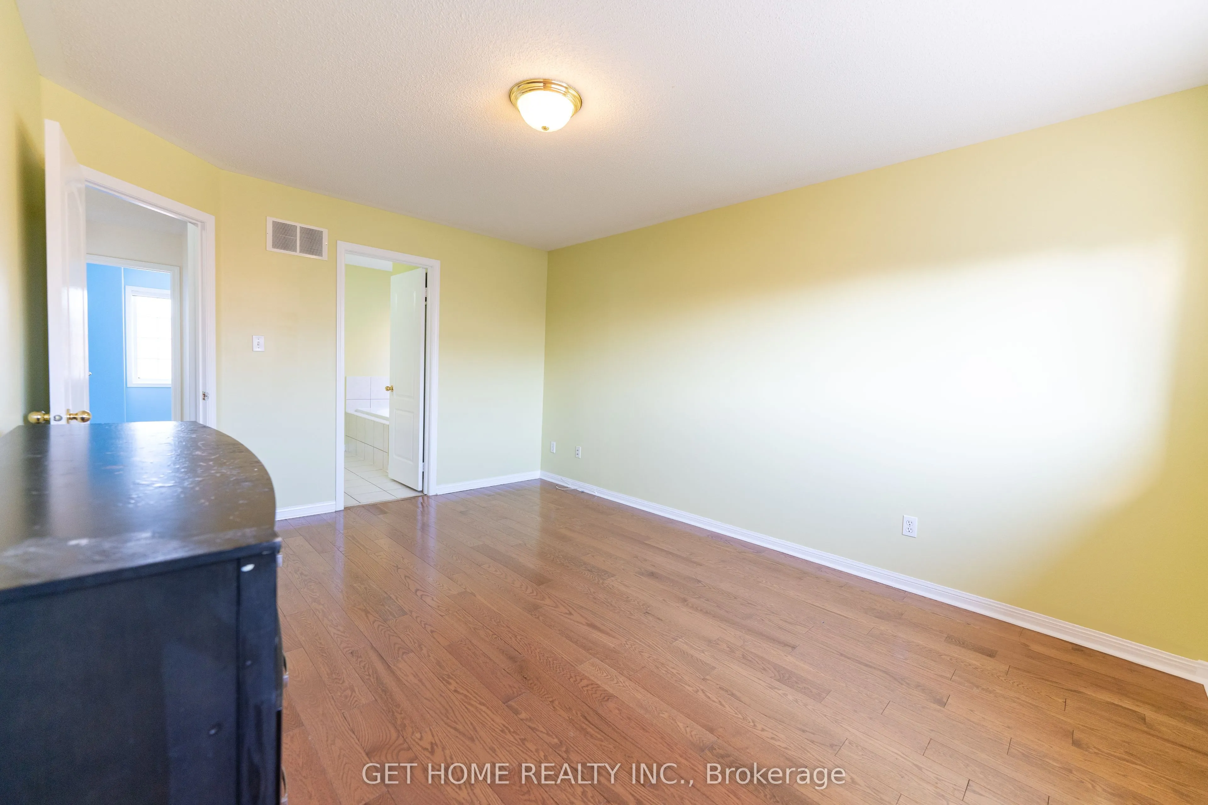 163 Roy Rainey Avenue