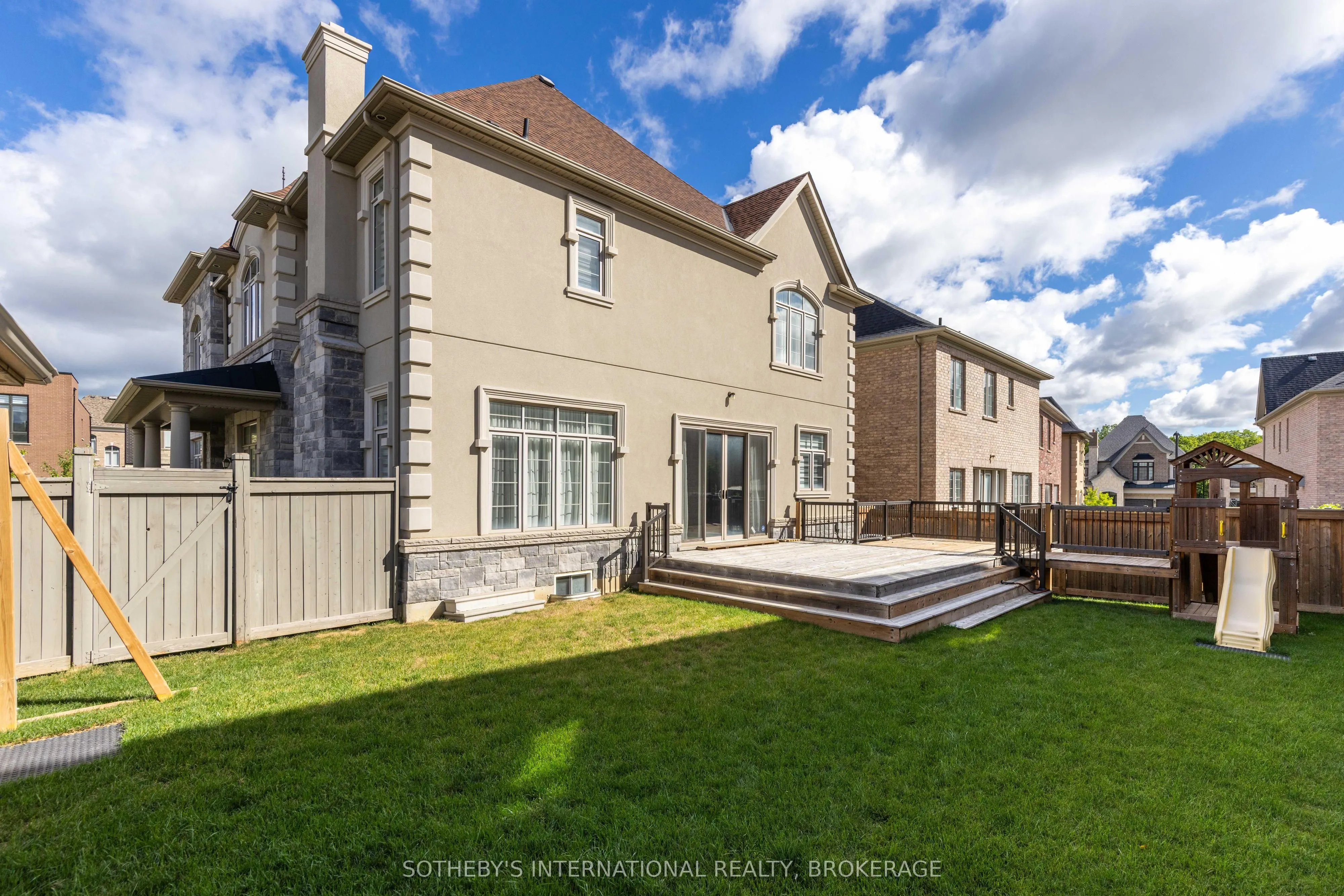 33 Conger Street