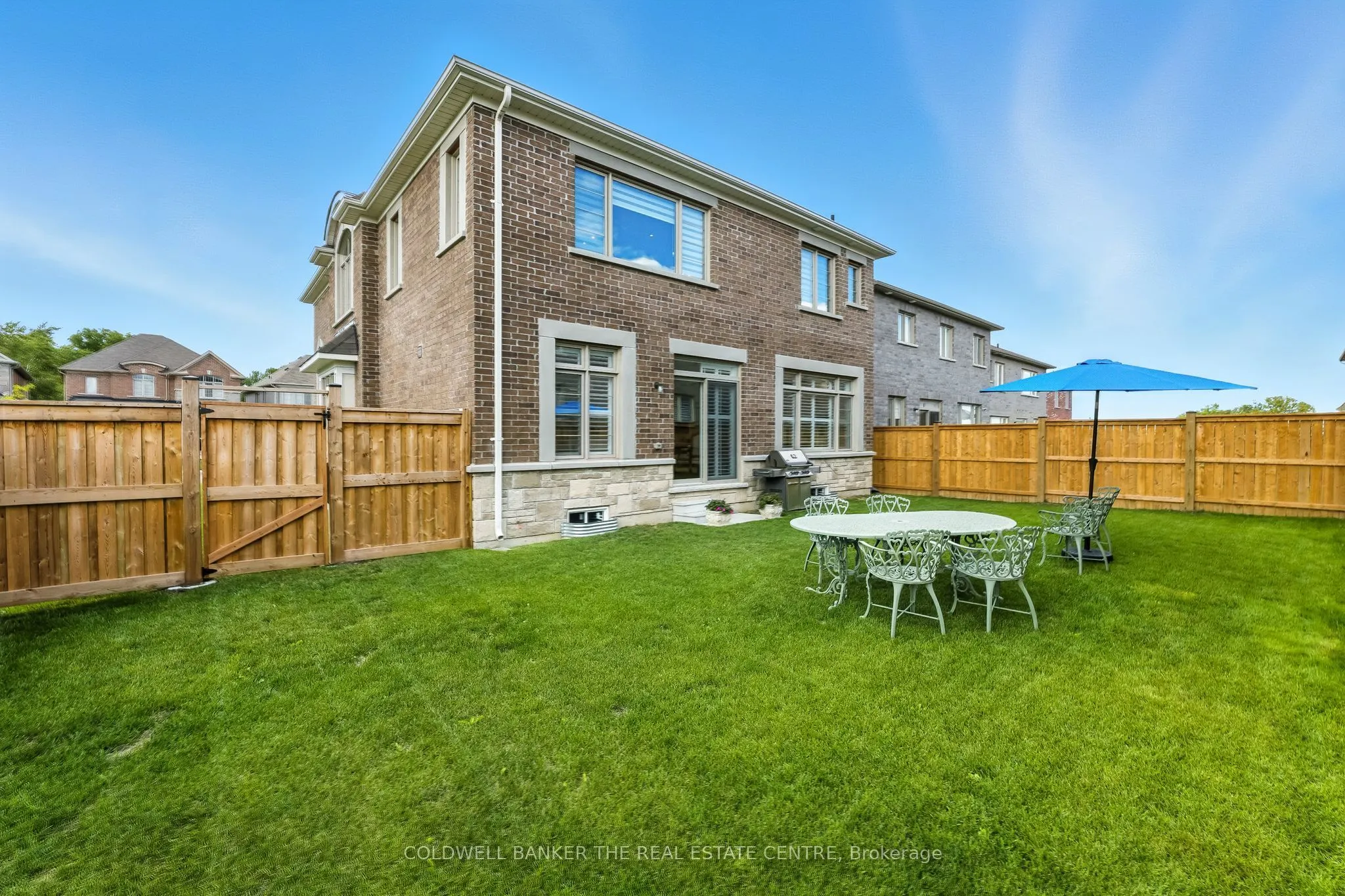 85 Robb Thompson Road