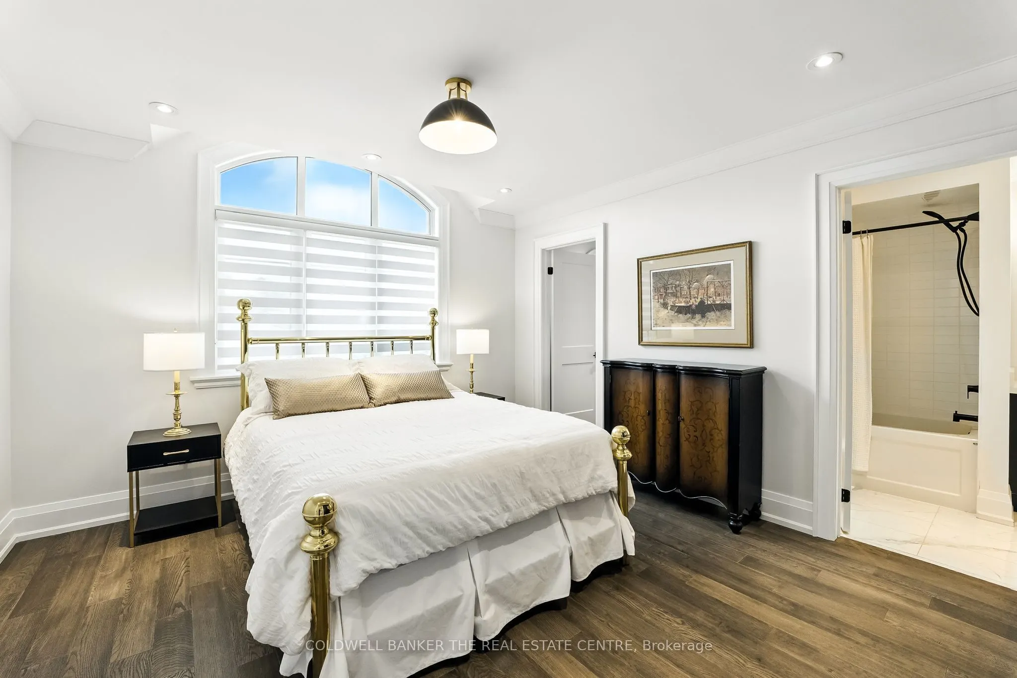 85 Robb Thompson Road