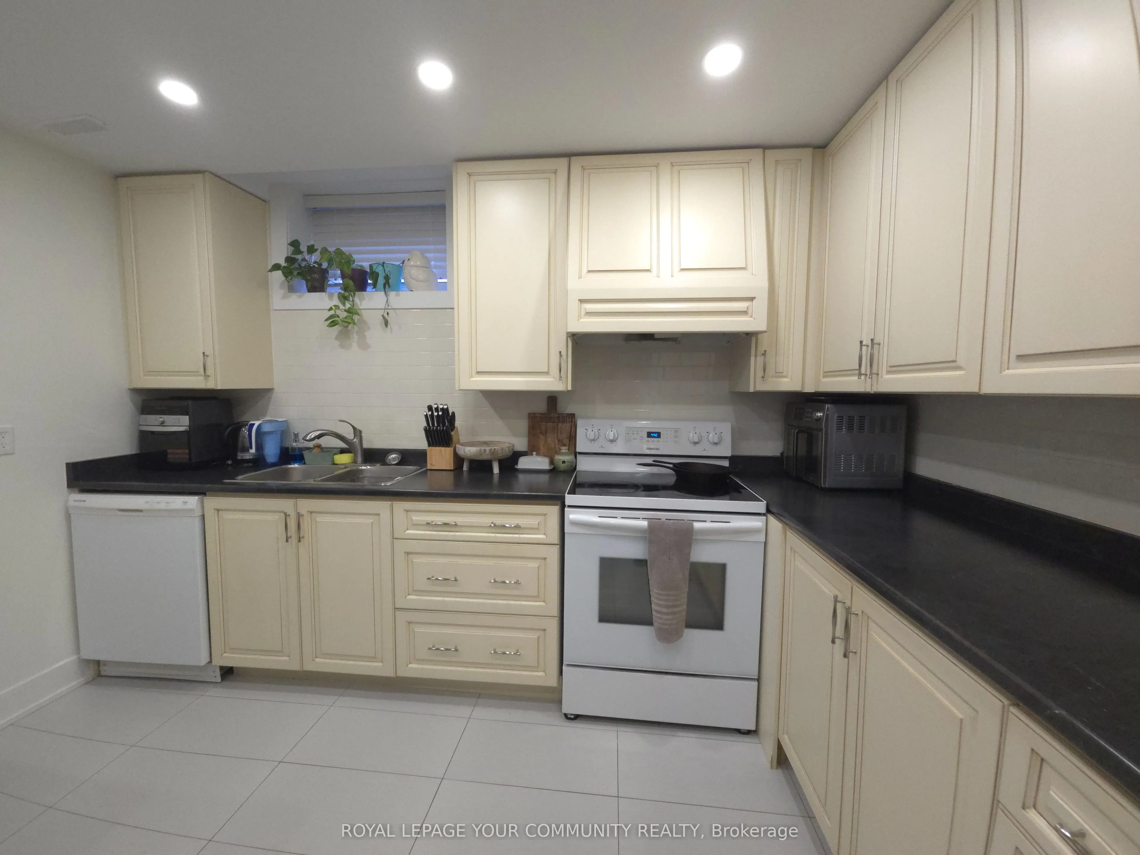 171 Dolores Crescent, #BSMT
