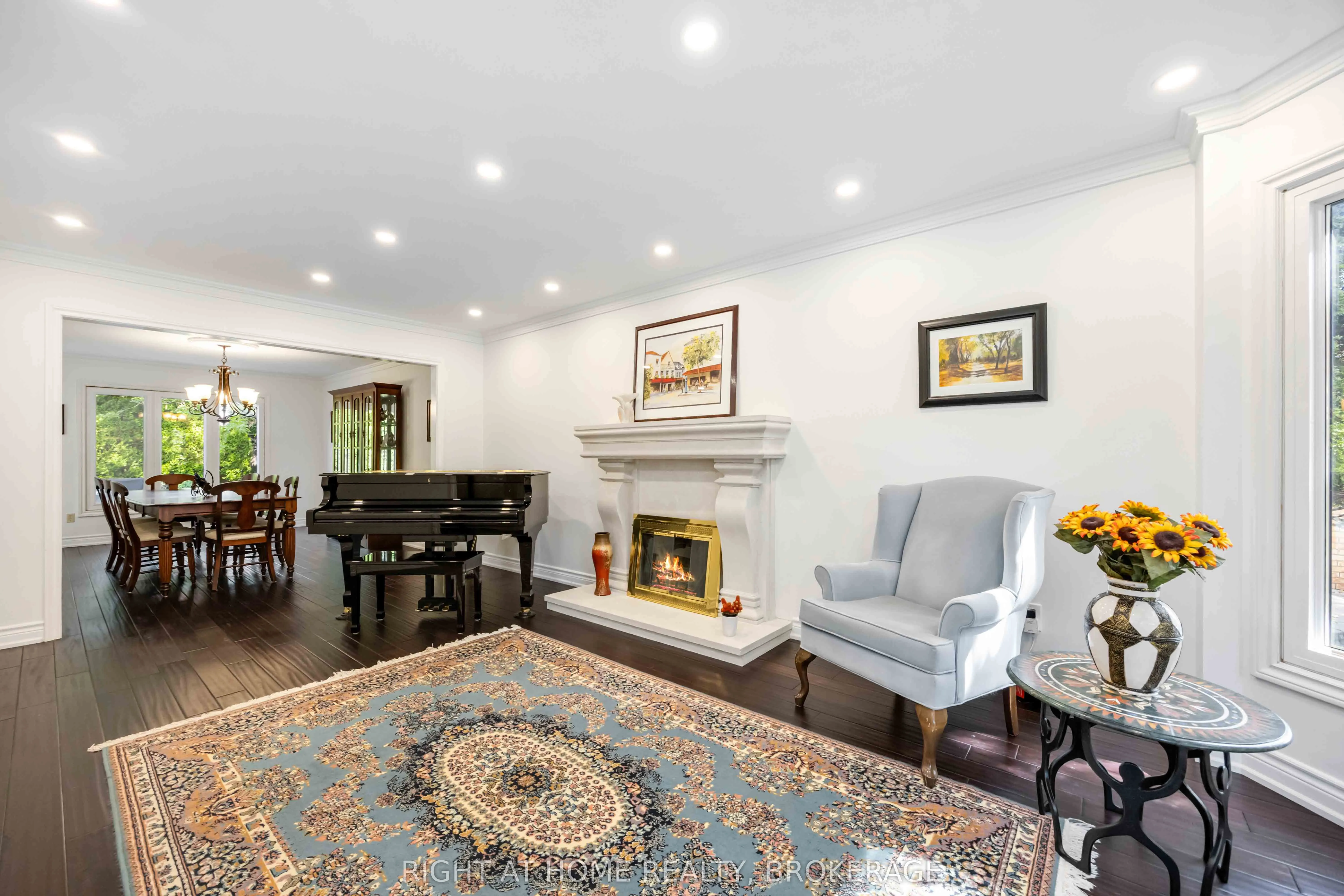 93 Gordon Rowe Crescent