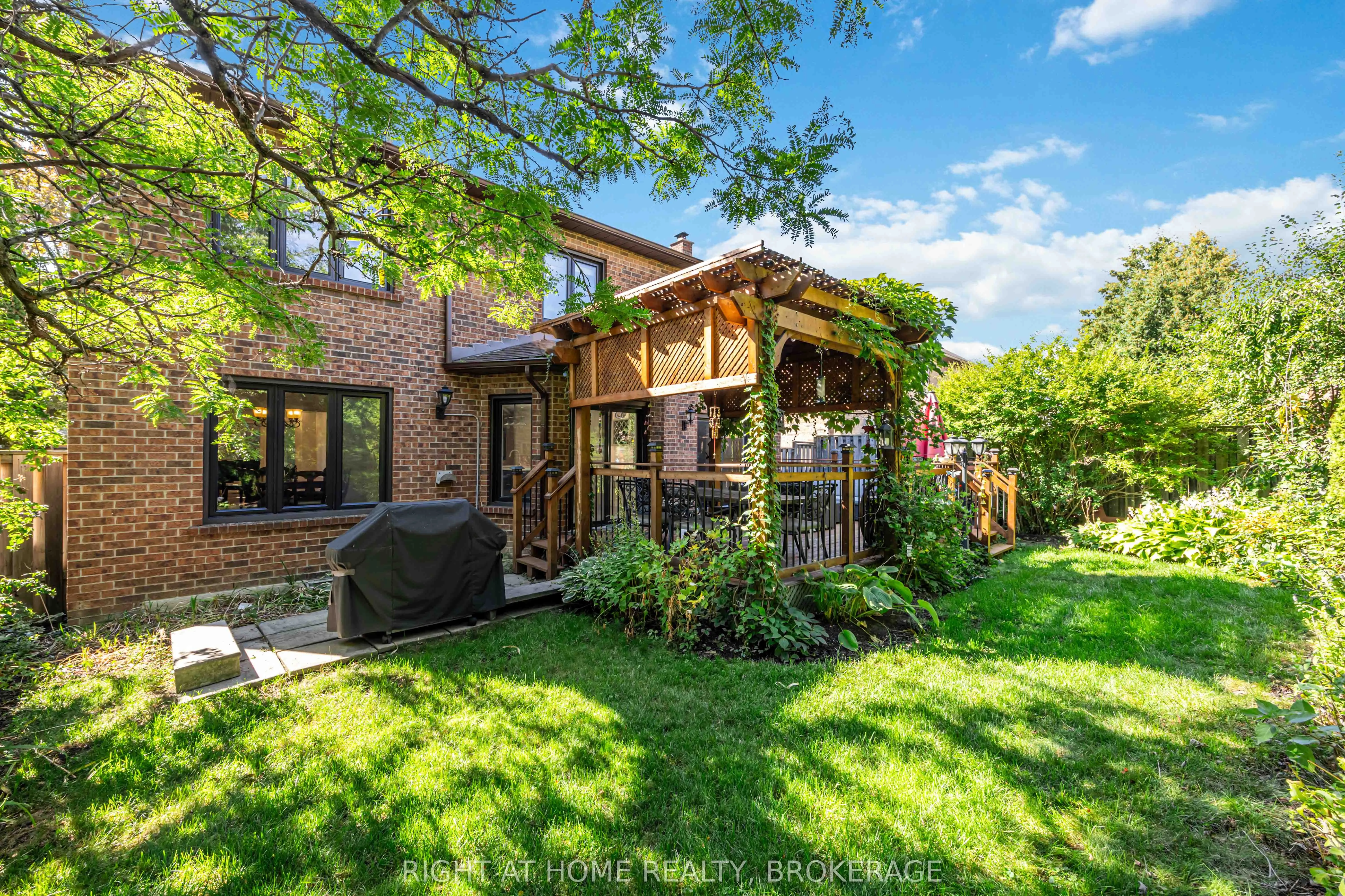 93 Gordon Rowe Crescent