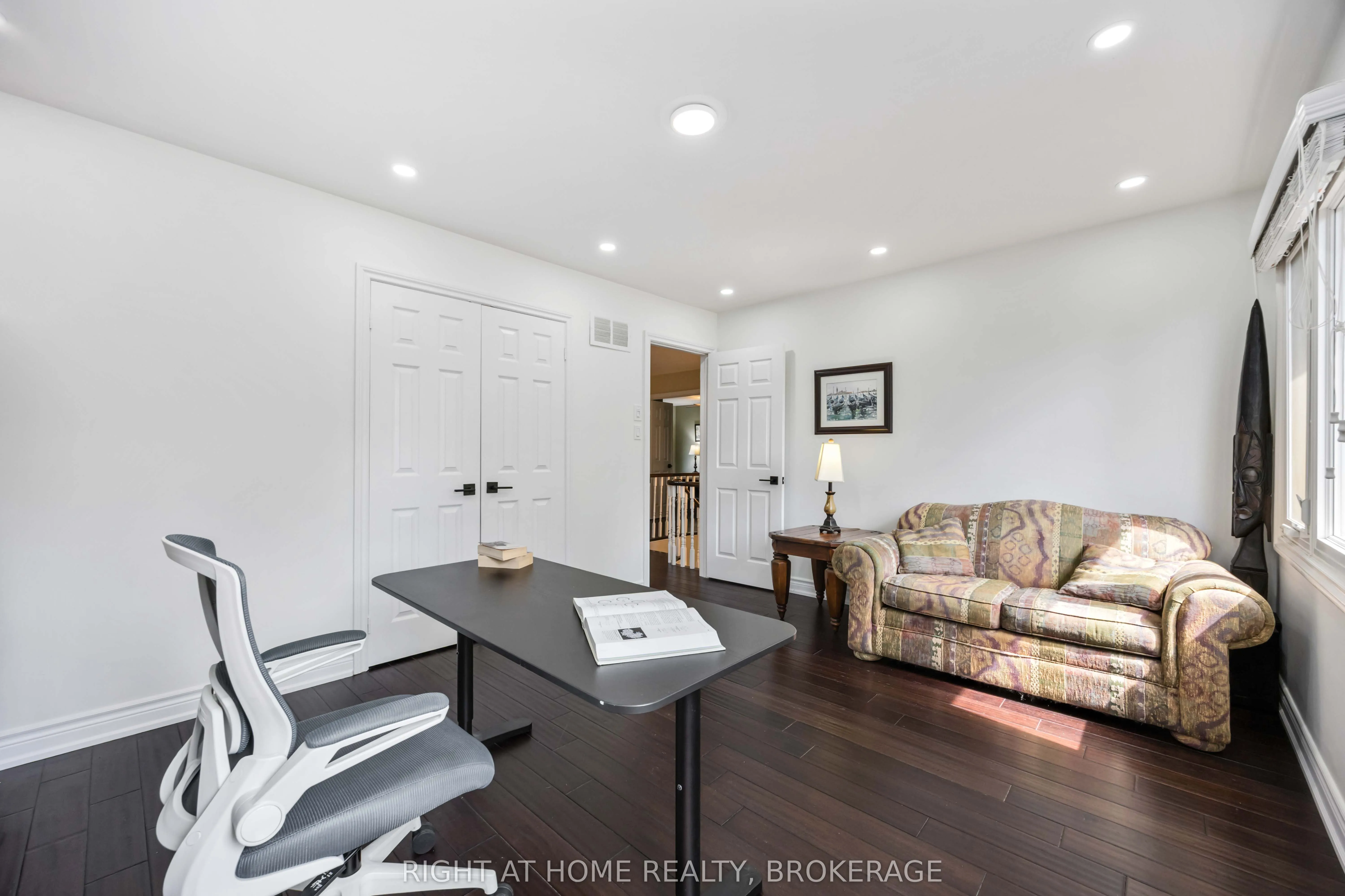 93 Gordon Rowe Crescent