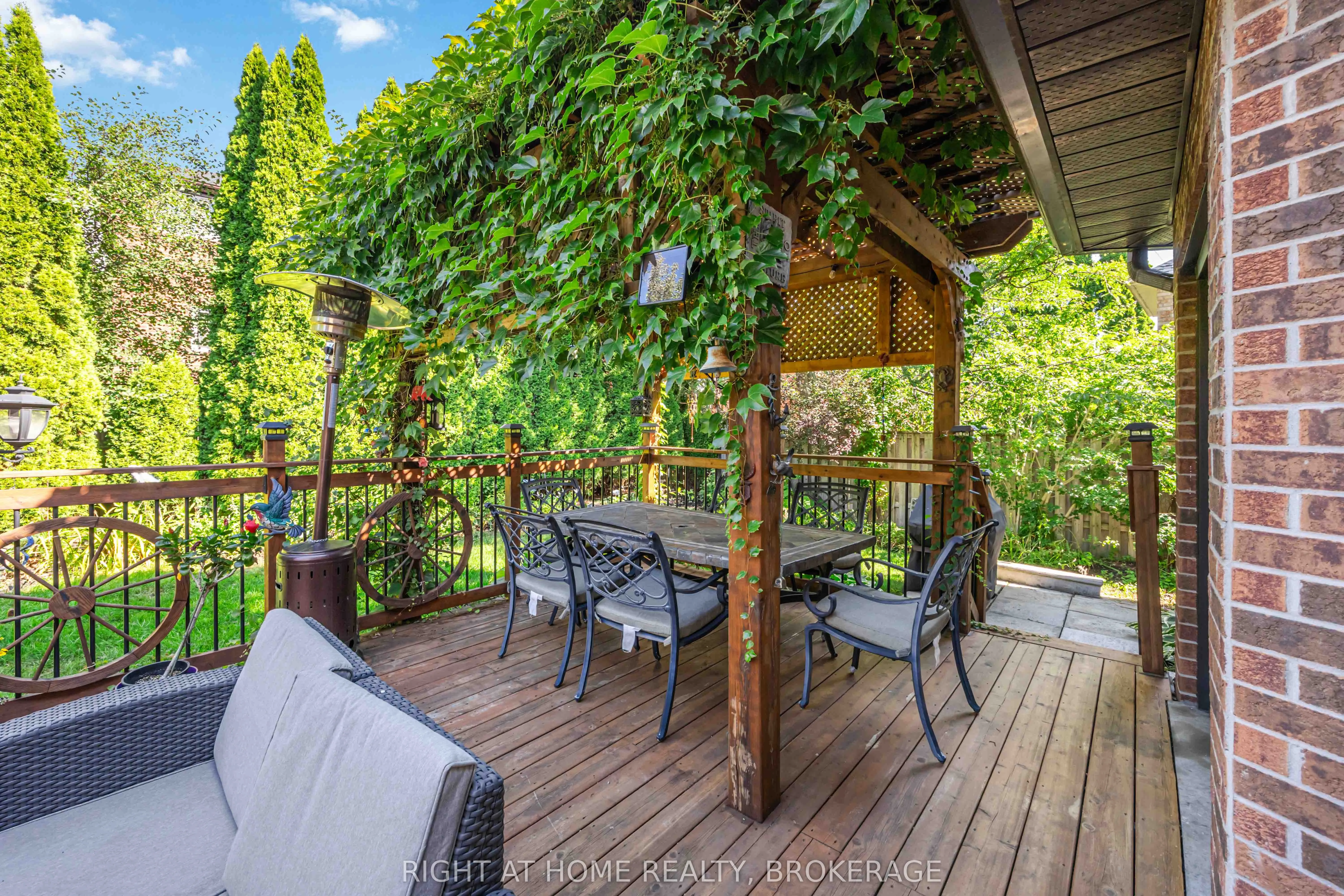 93 Gordon Rowe Crescent
