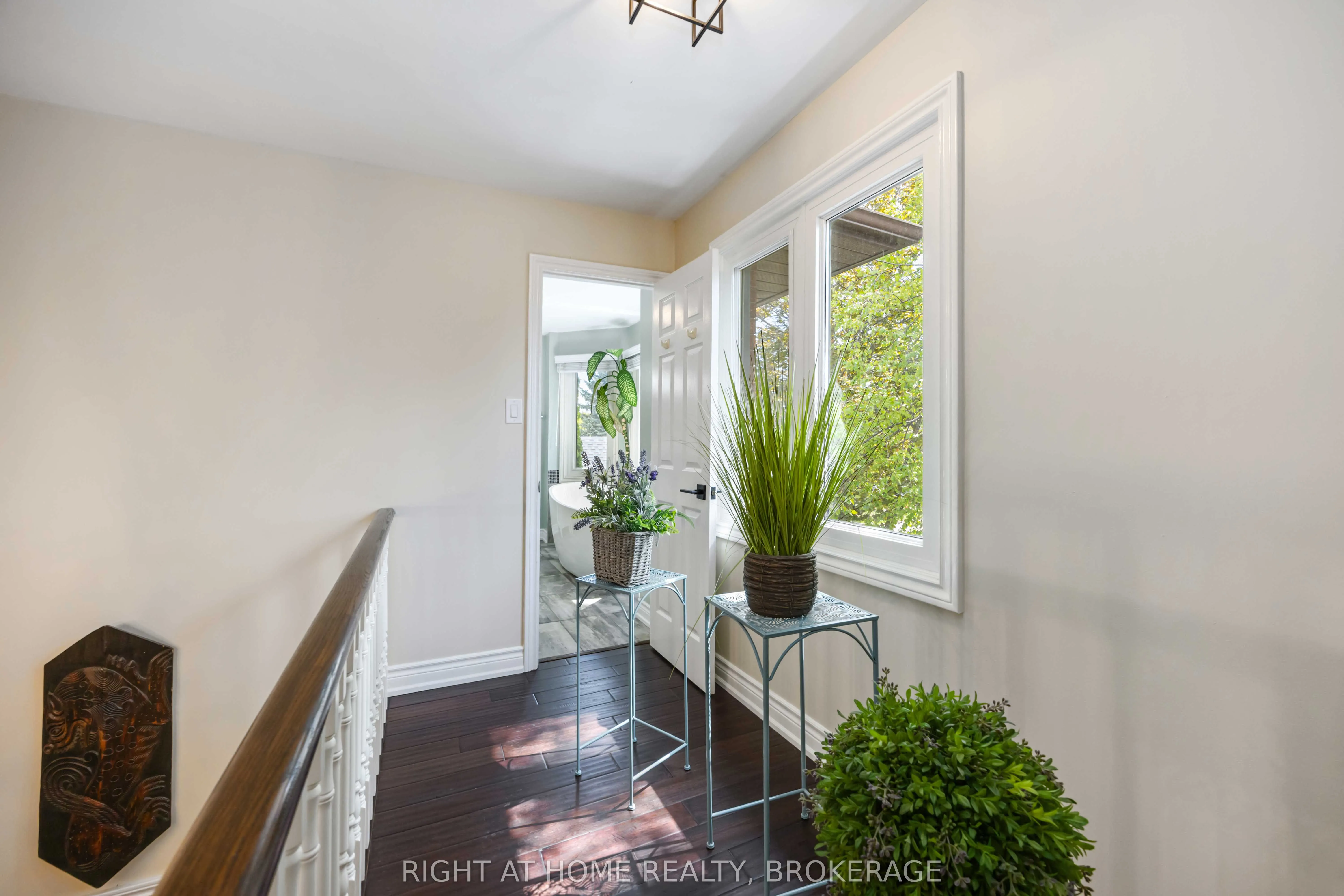 93 Gordon Rowe Crescent