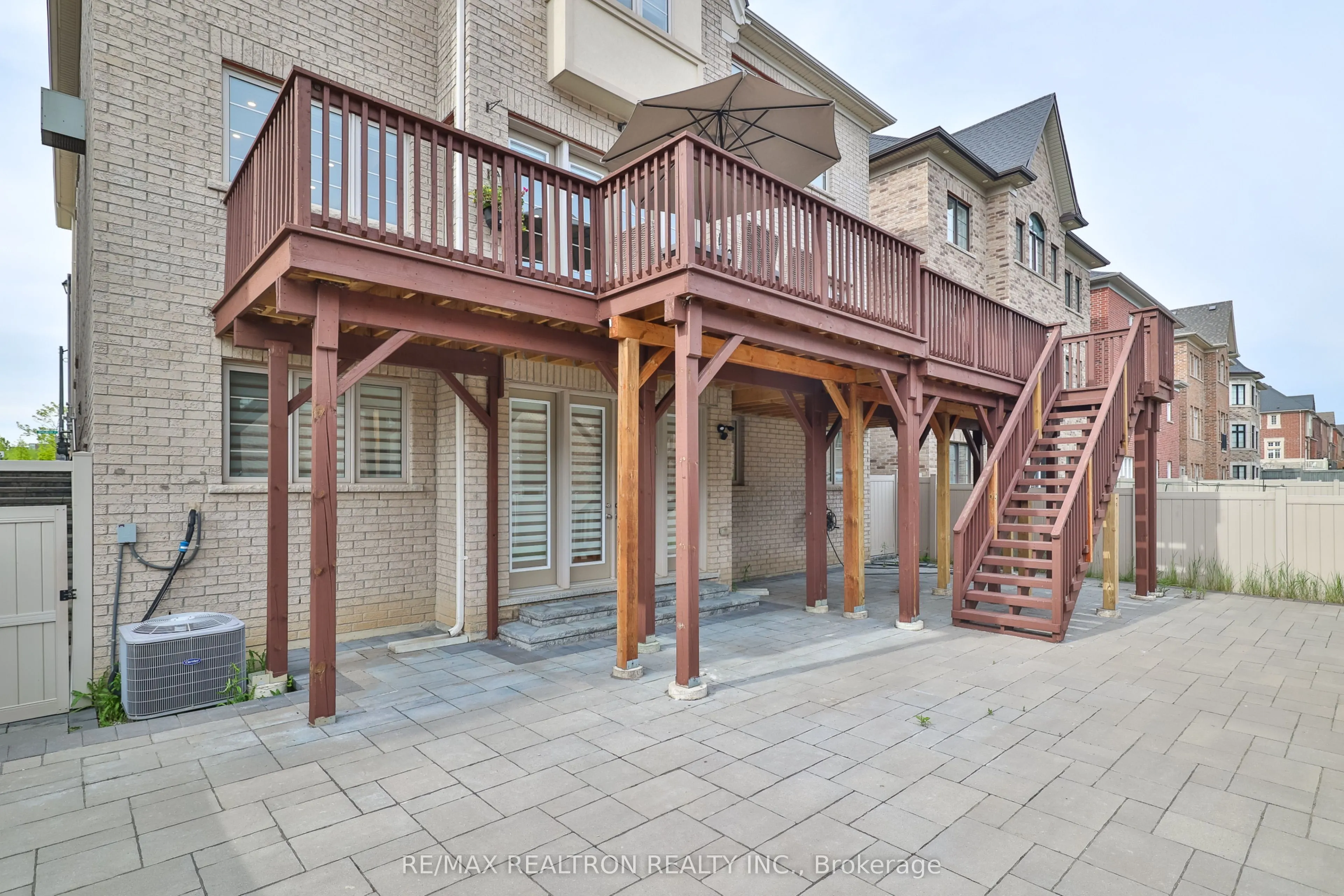 3 Redelmeier Court