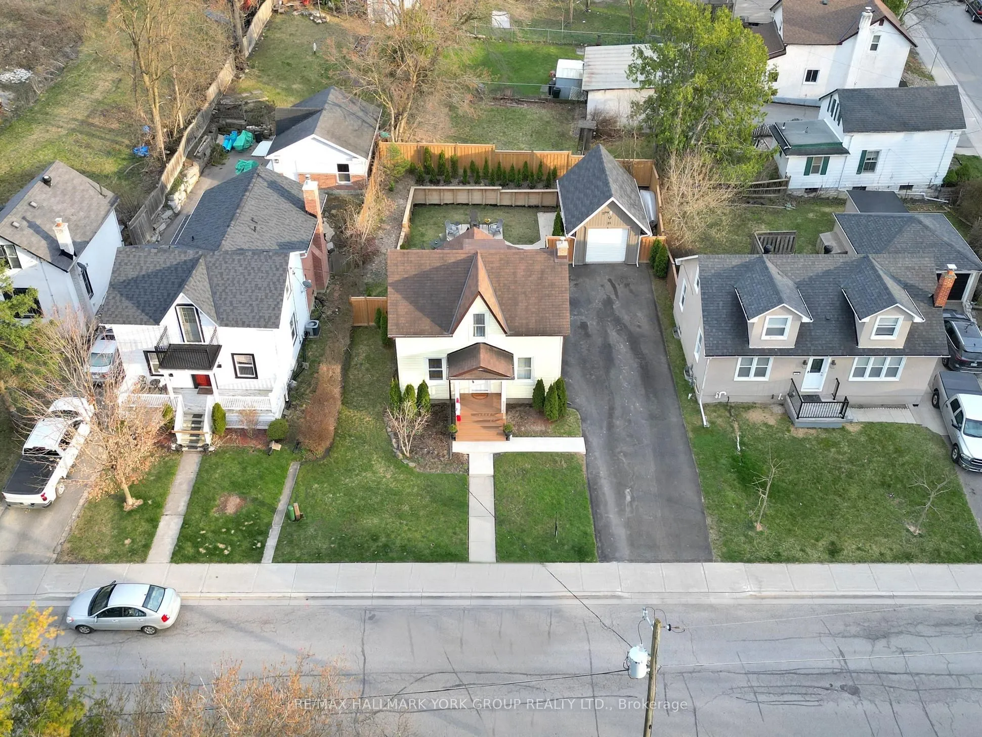 21 Irwin Avenue