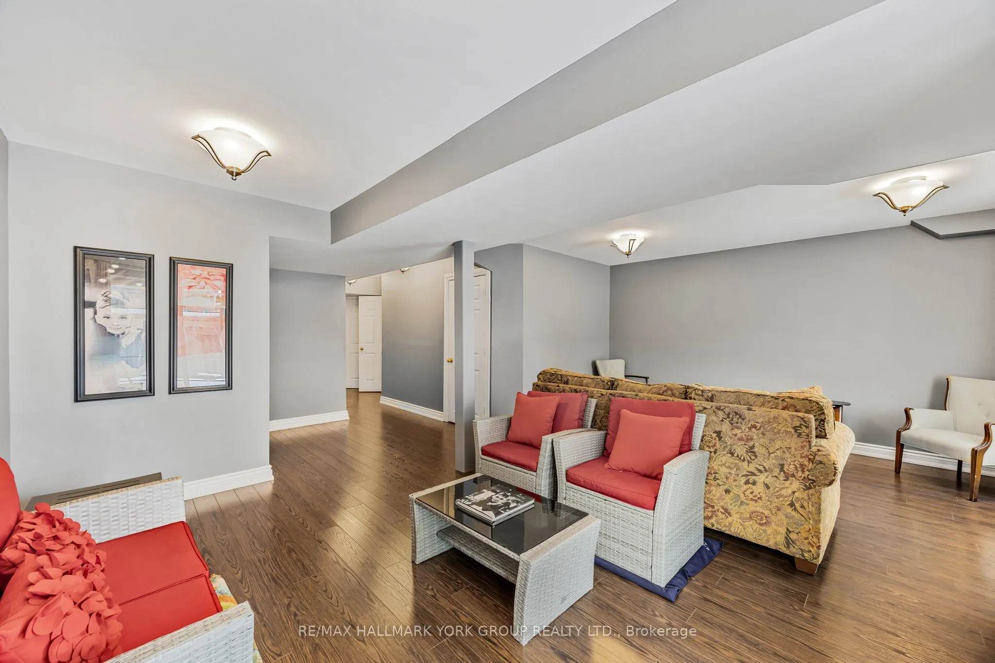 484 Worthington Avenue, #8