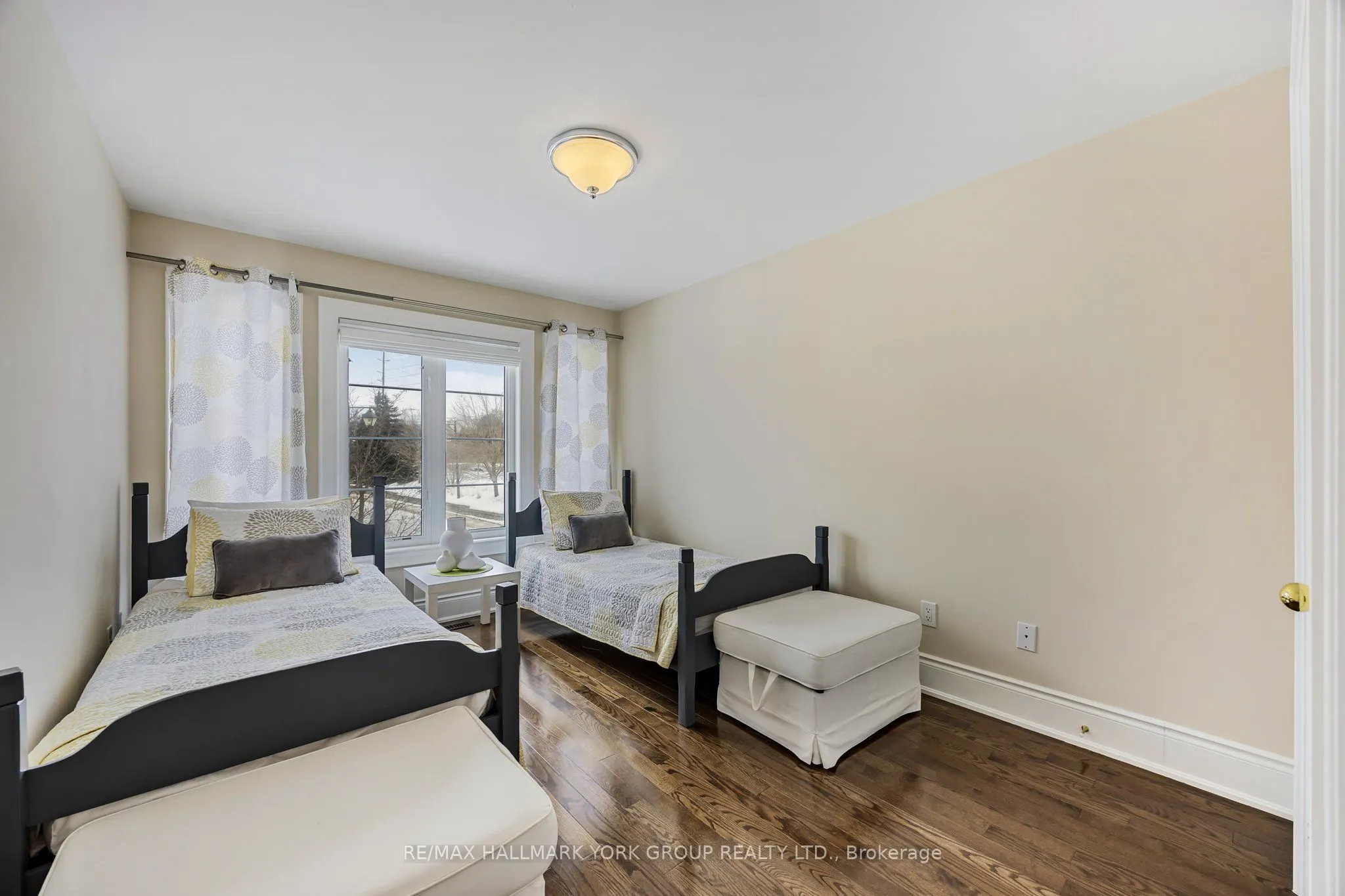 484 Worthington Avenue, #8