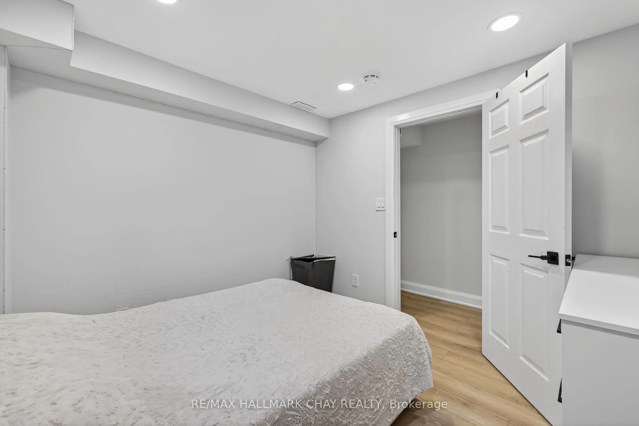 10 Tribblings Crescent, #Lower