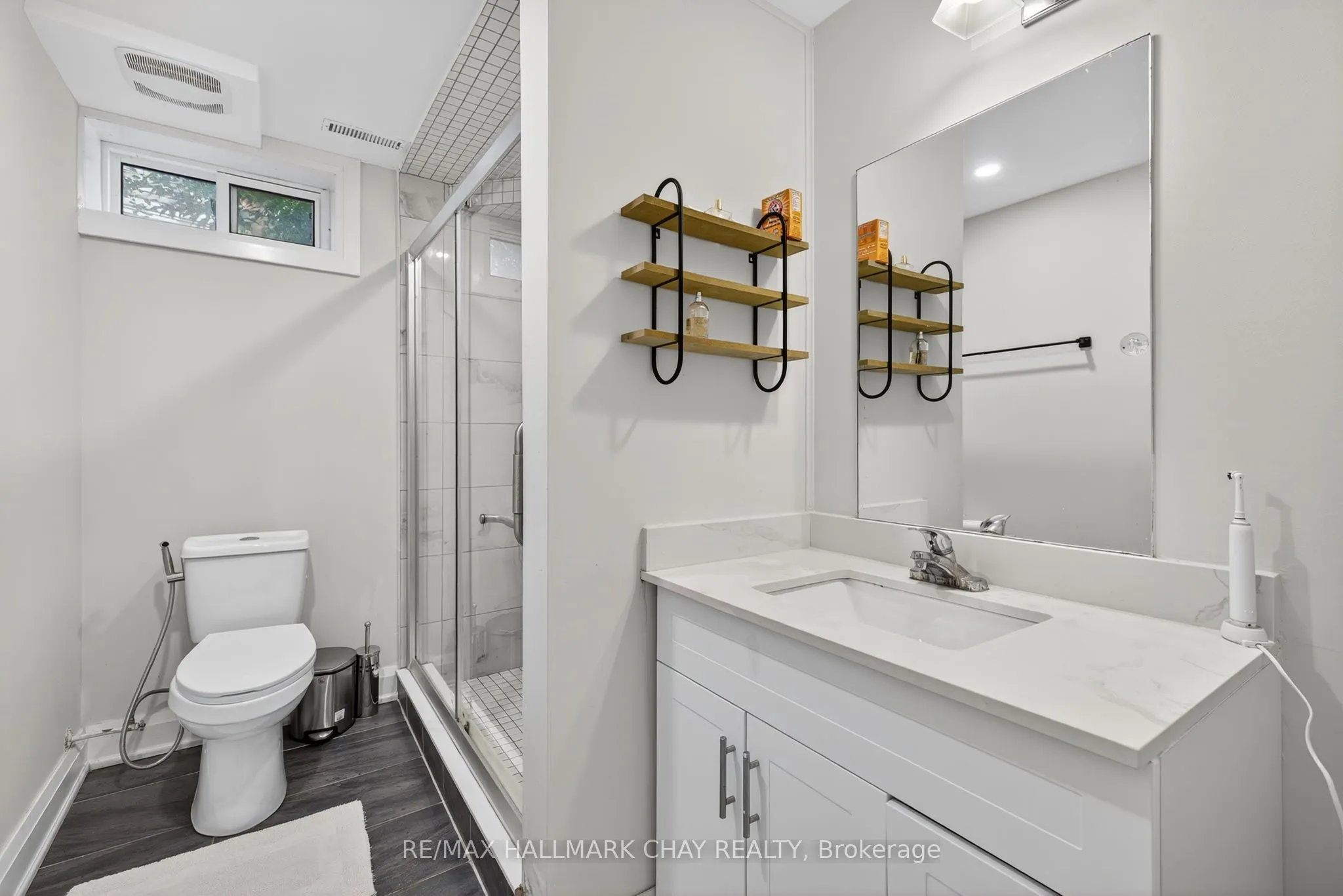 10 Tribblings Crescent, #Lower