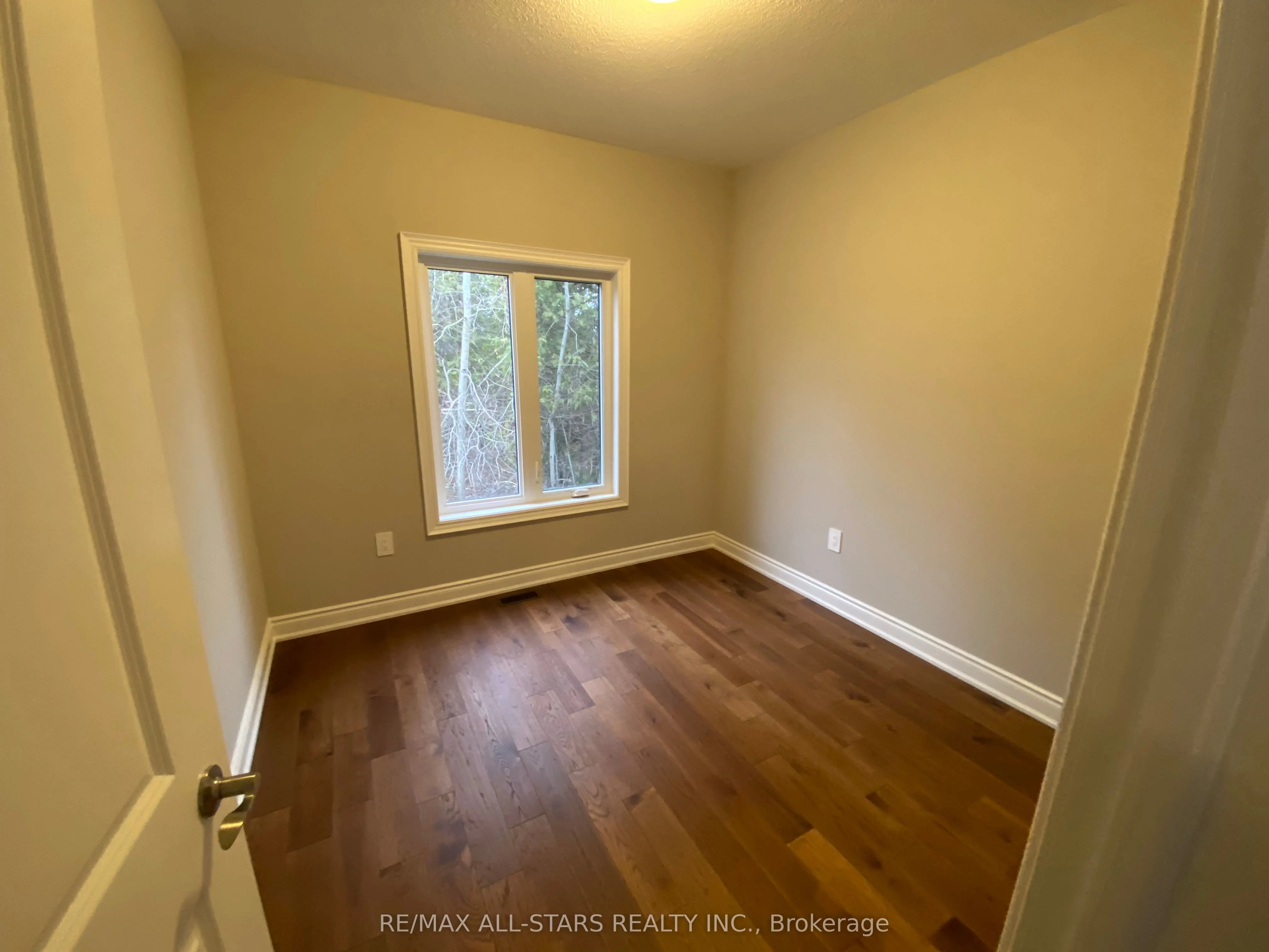 38 Shelson Place