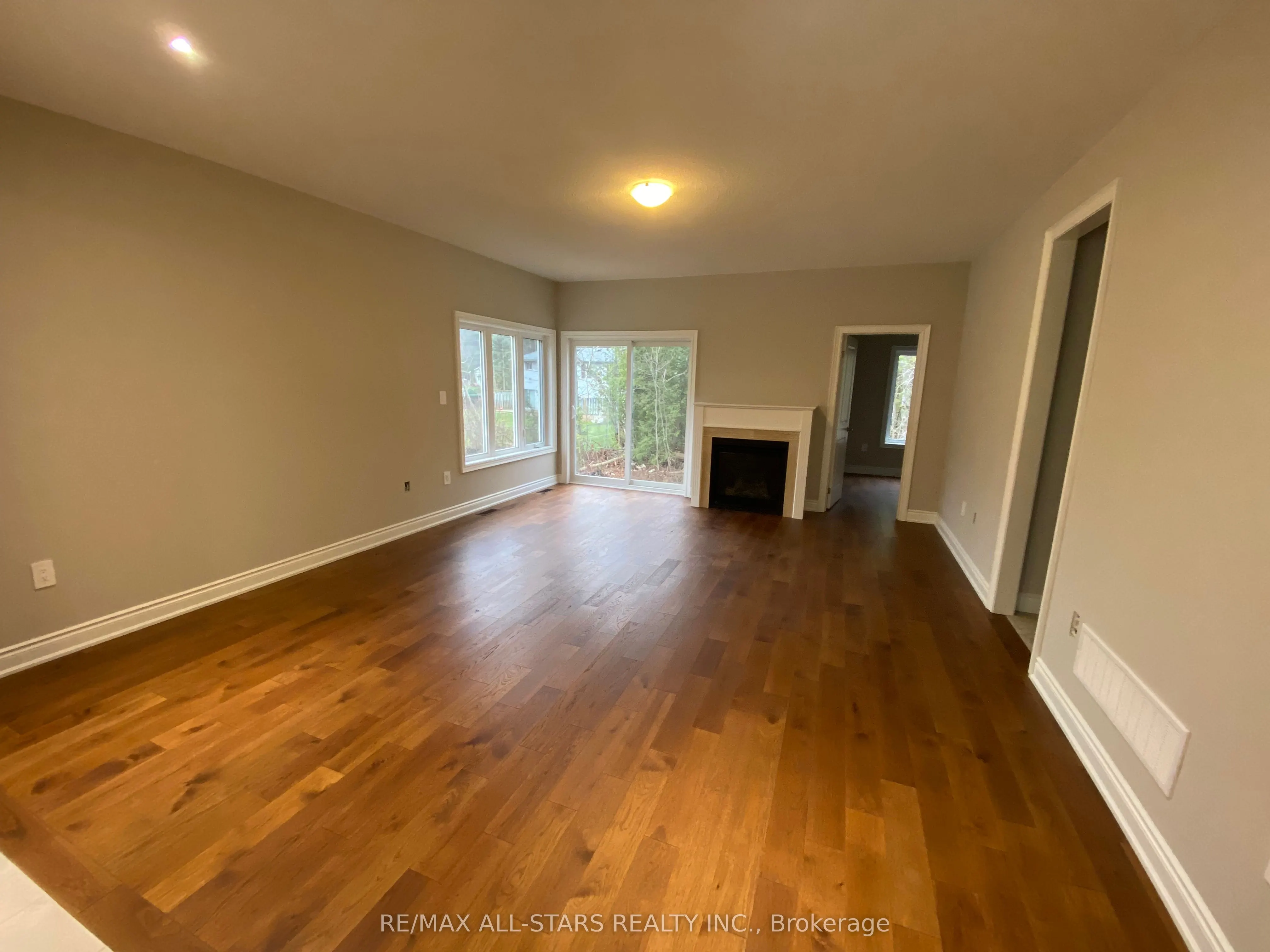 38 Shelson Place