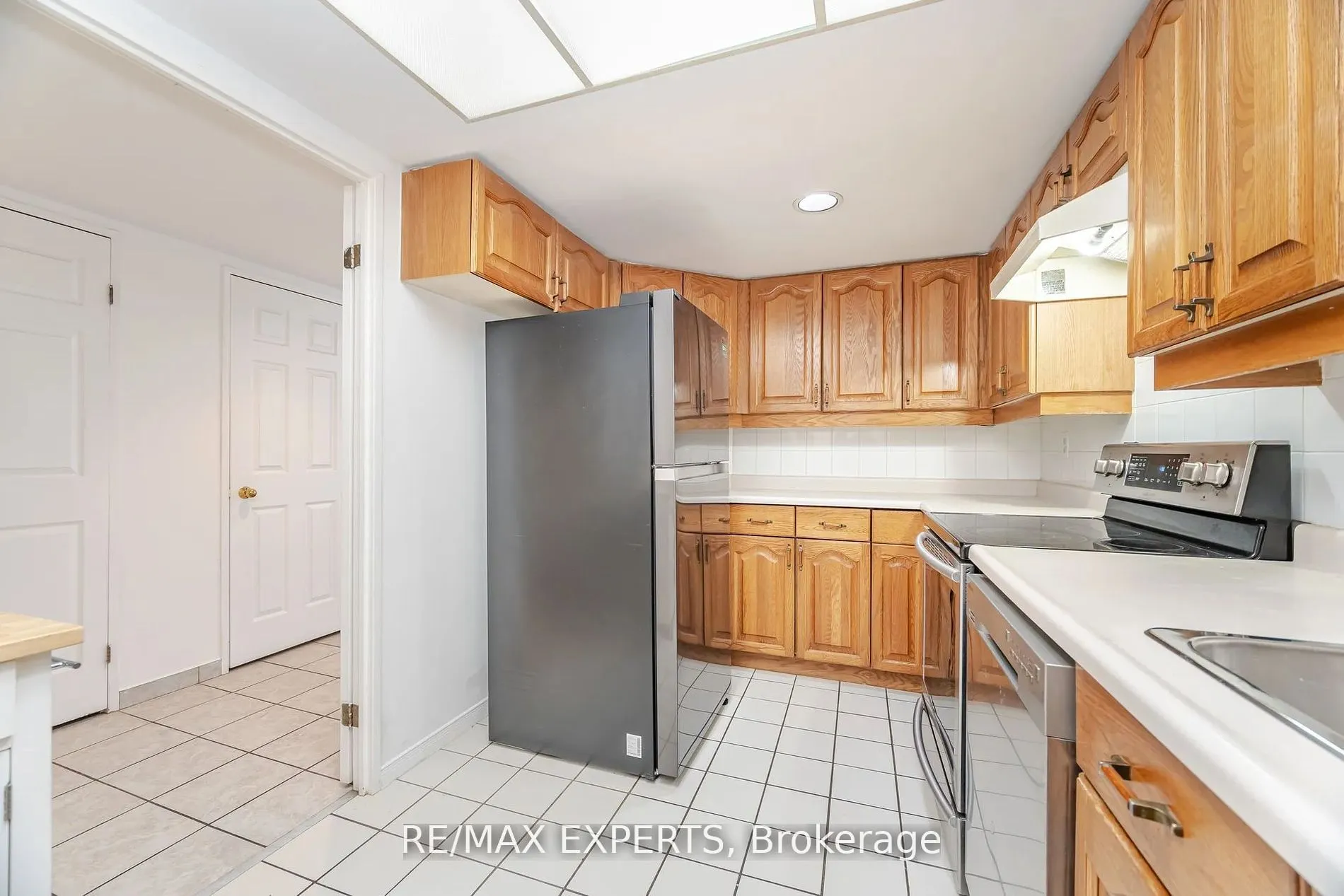 100 Arbors Lane, #305