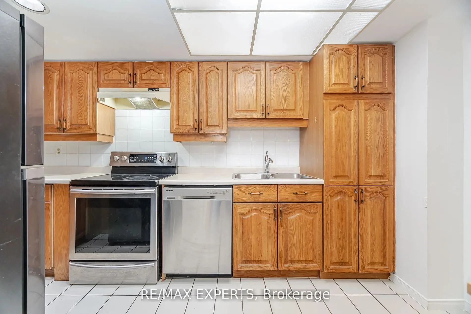 100 Arbors Lane, #305