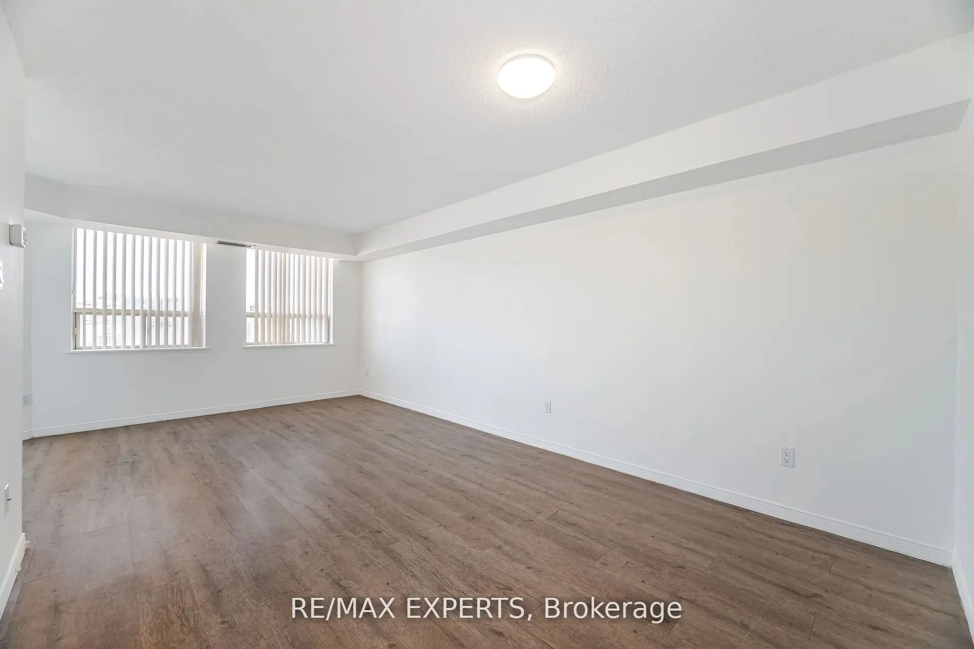 100 Arbors Lane, #305