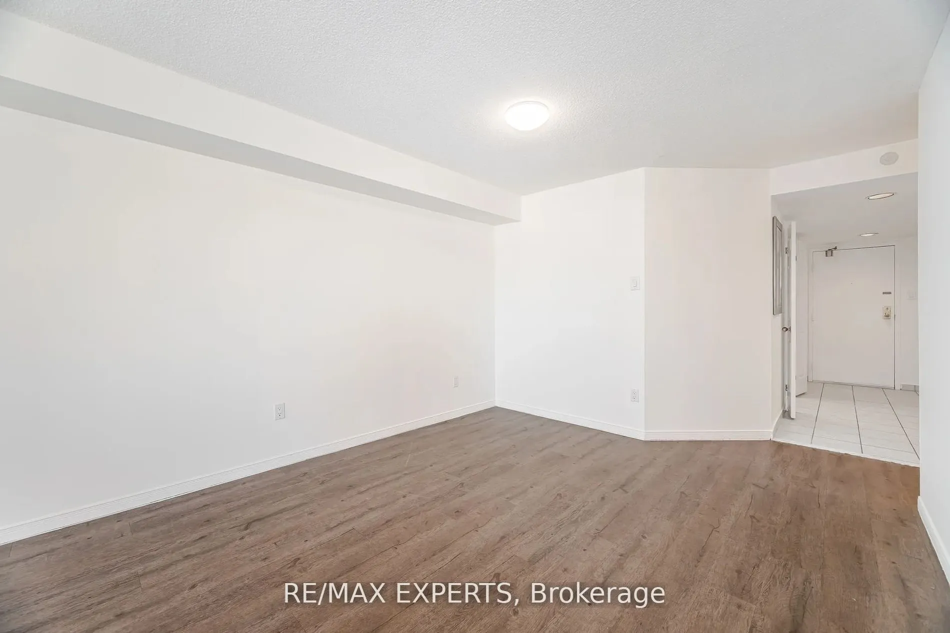 100 Arbors Lane, #305