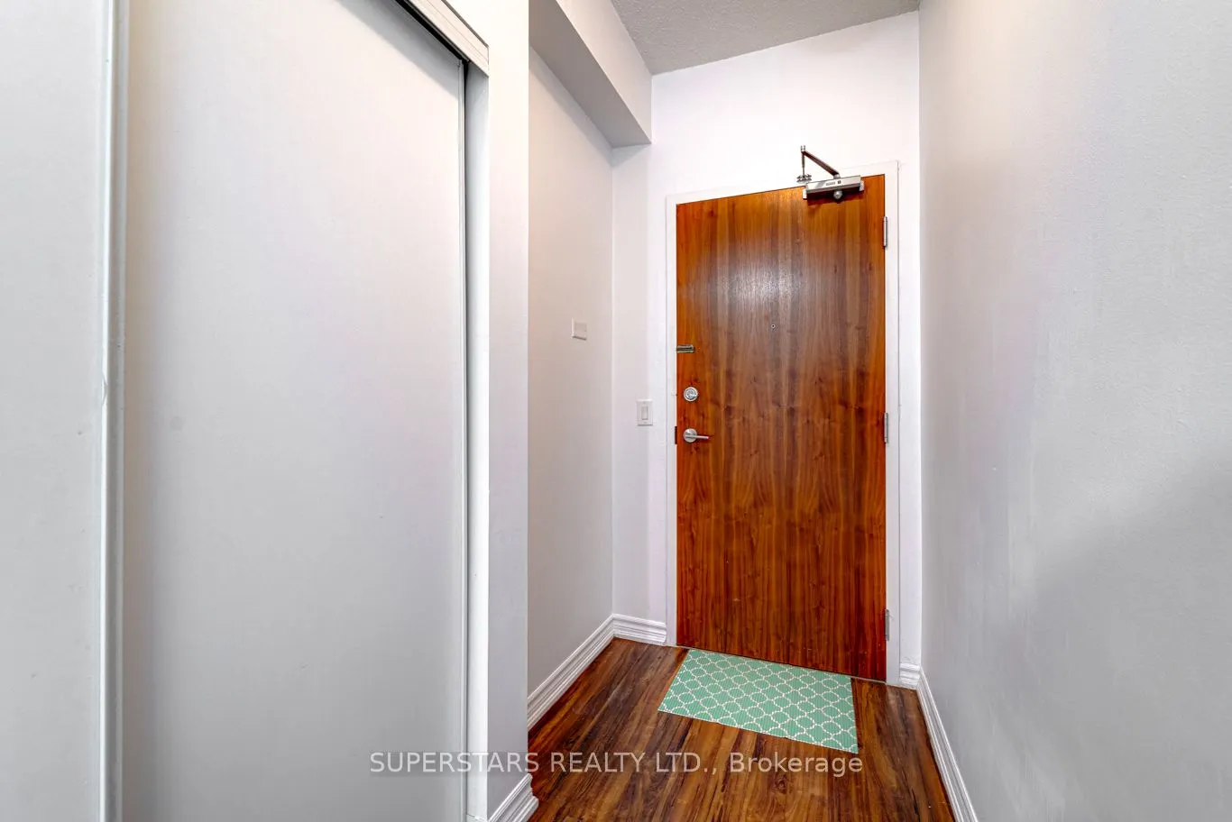 8323 Kennedy Road, #922