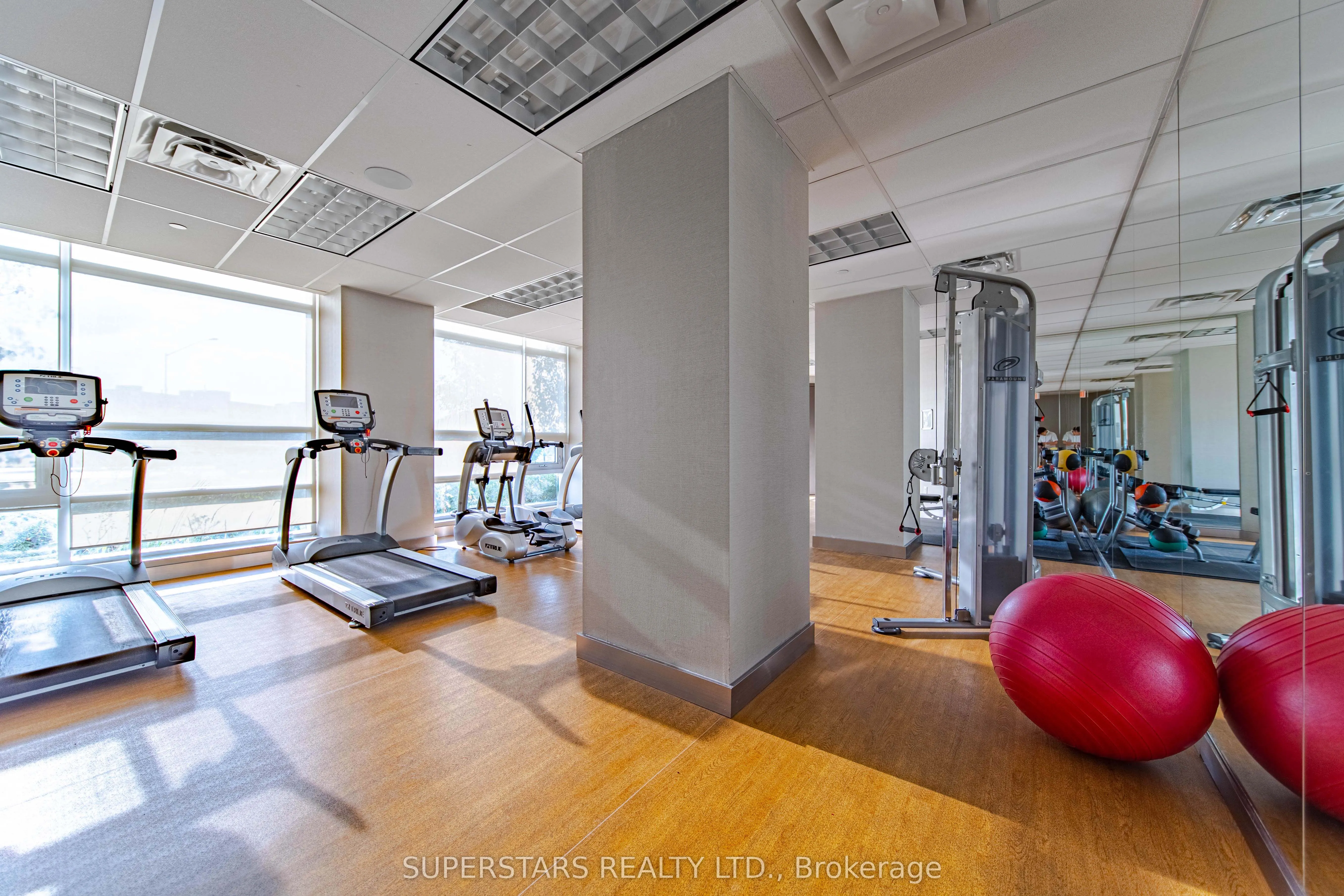 8323 Kennedy Road, #922
