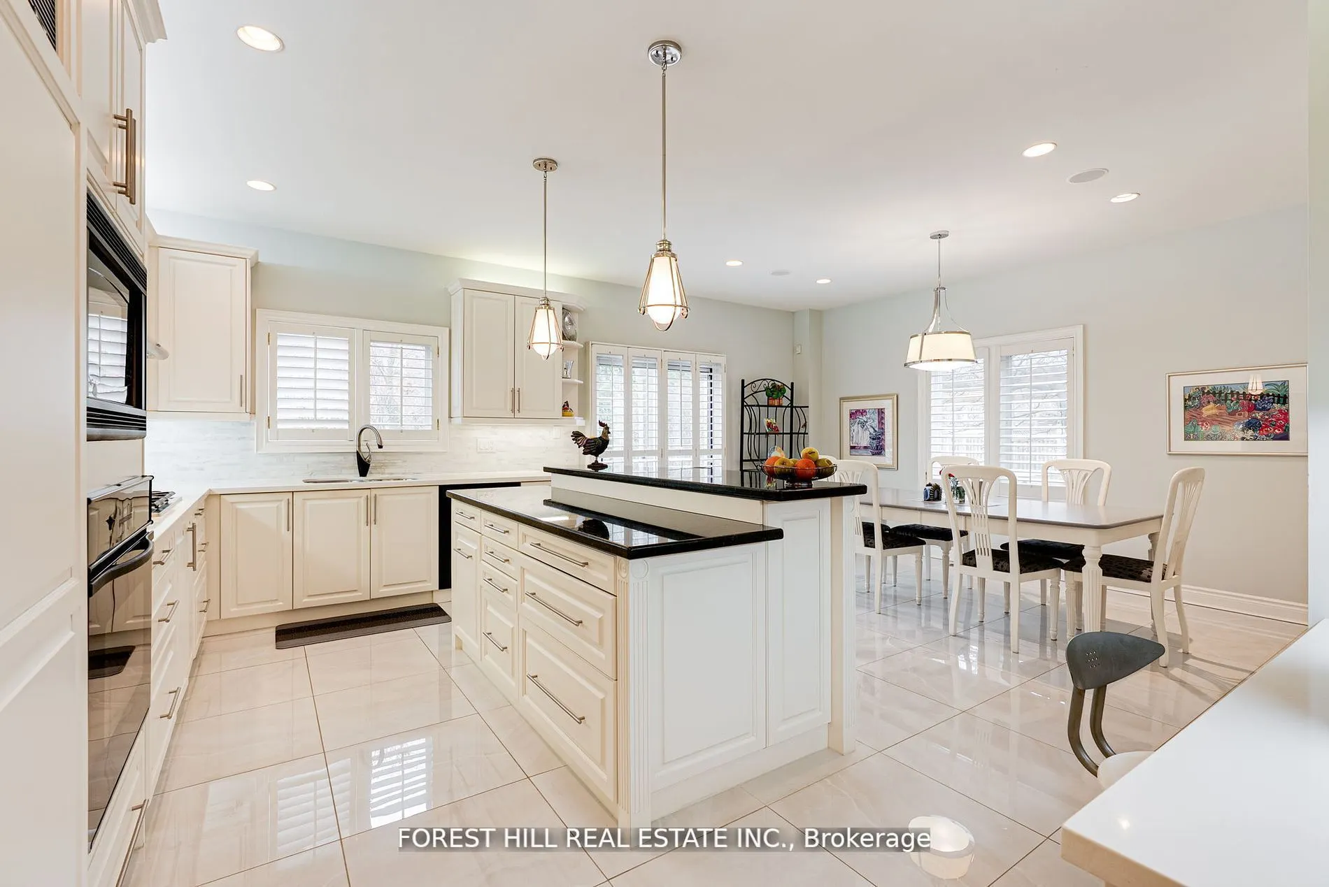 66 Sanibel Crescent