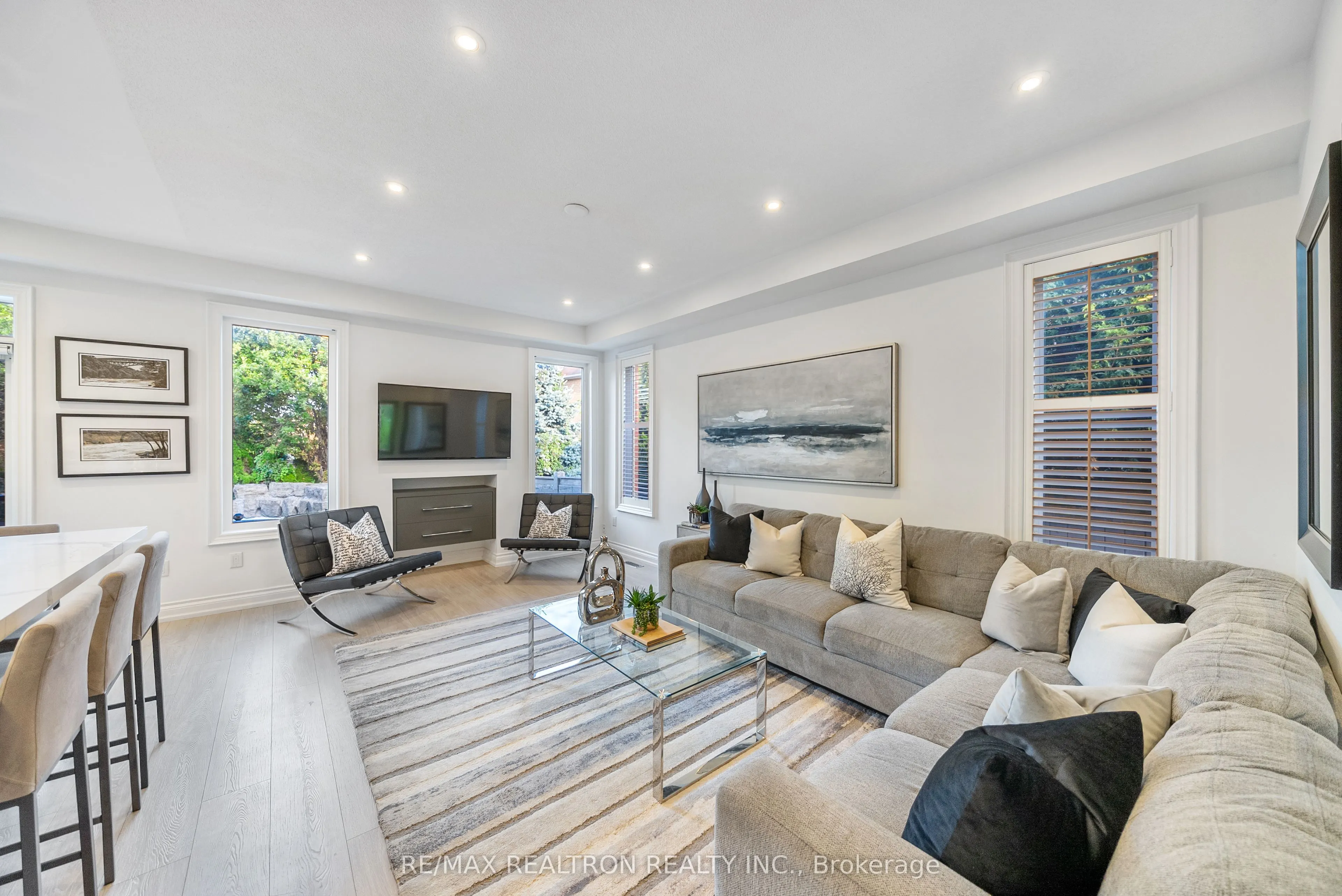 565 Thornhill Woods Drive