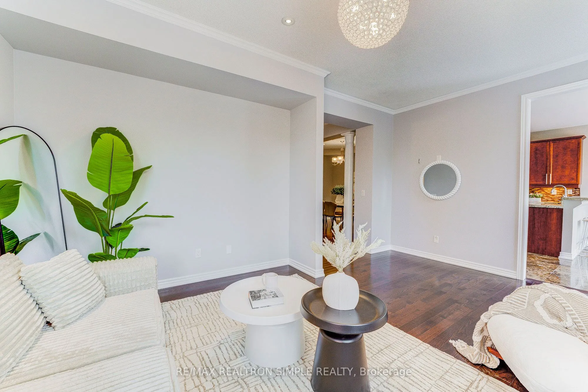 60 Regatta Avenue