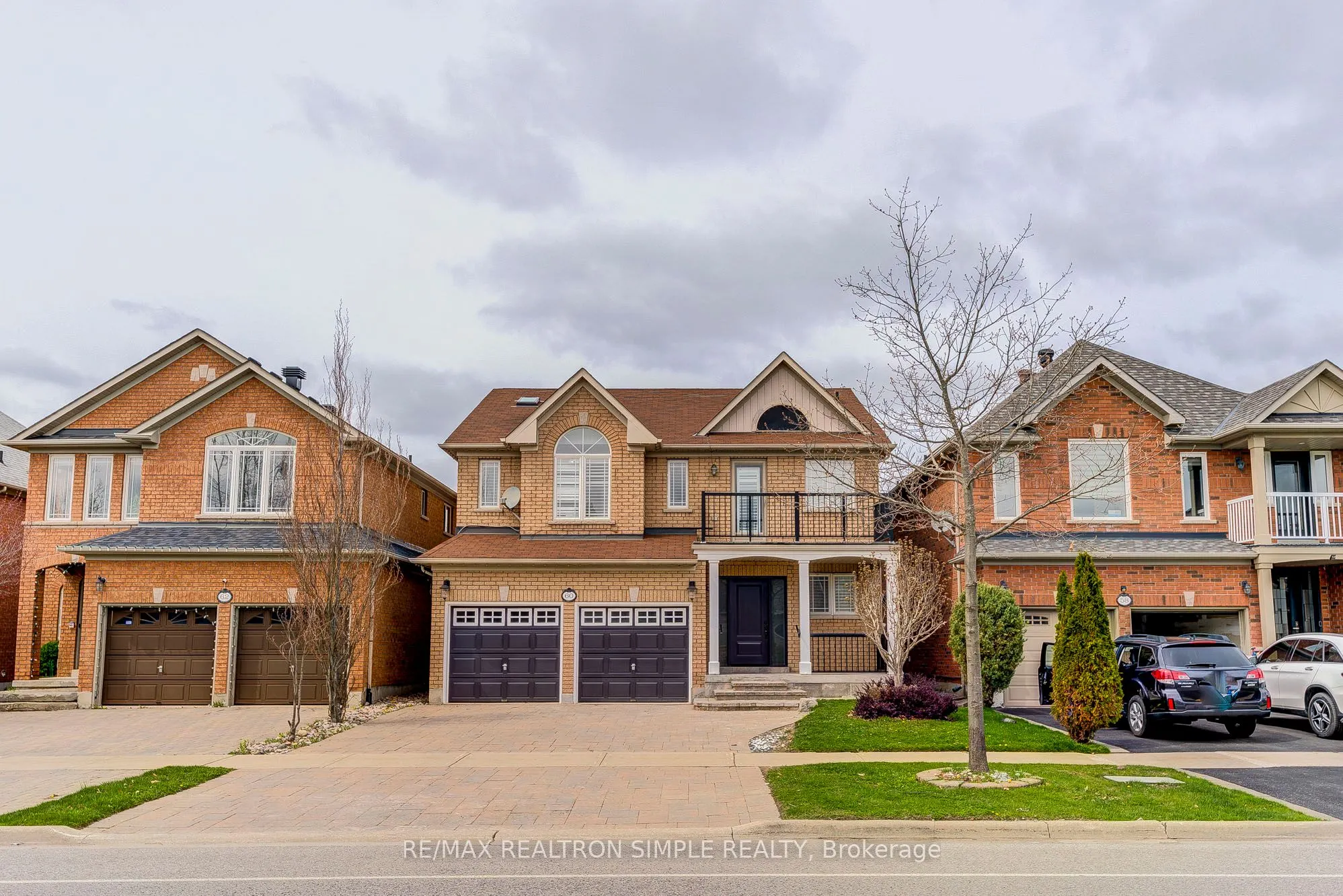 60 Regatta Avenue
