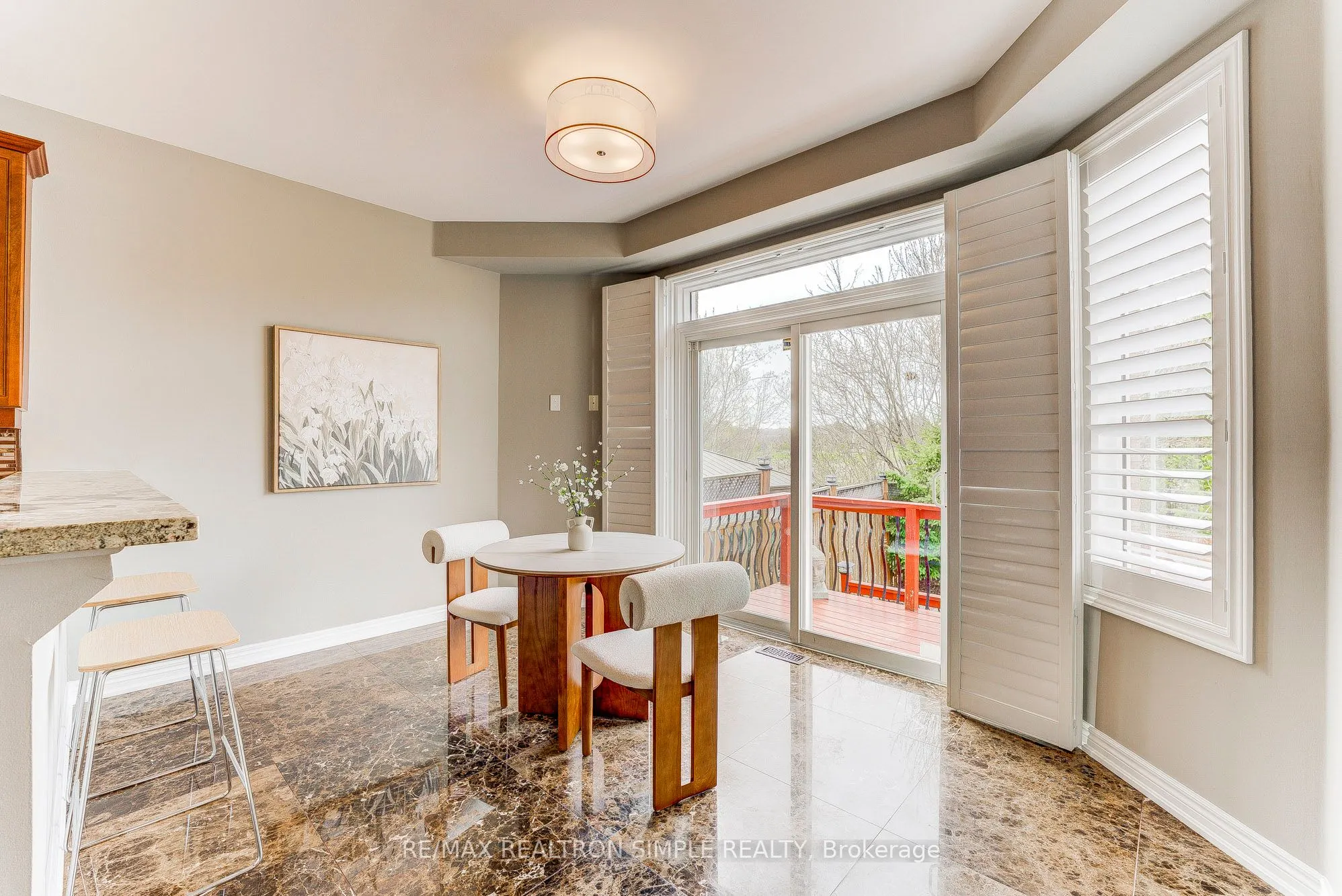 60 Regatta Avenue